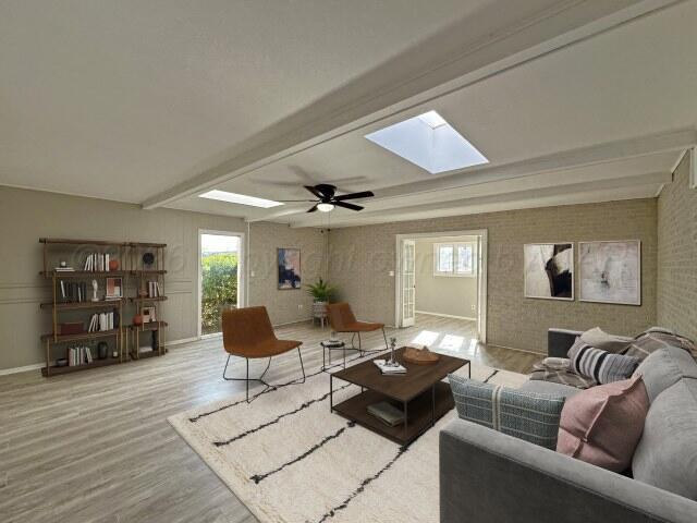 321 S Barkley Street Property Photo 2