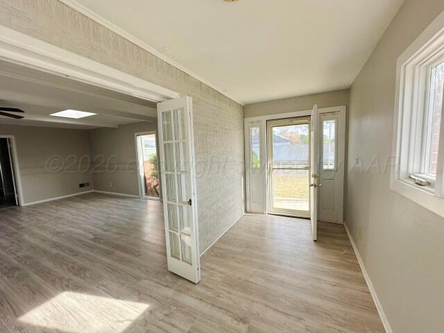 321 S Barkley Street Property Photo 7