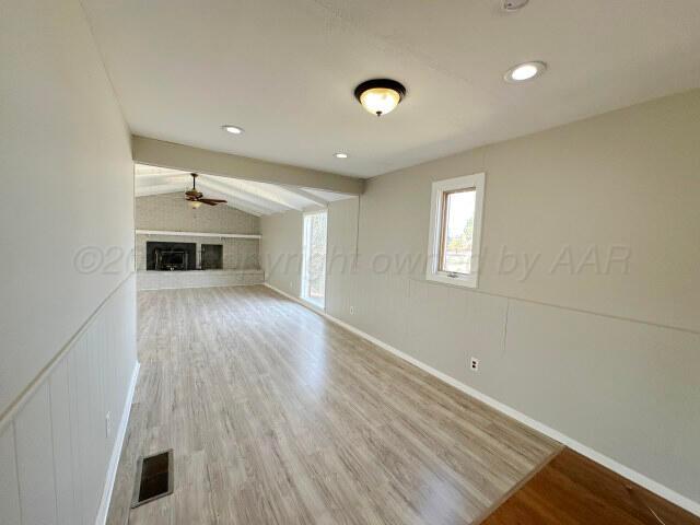 321 S Barkley Street Property Photo 8