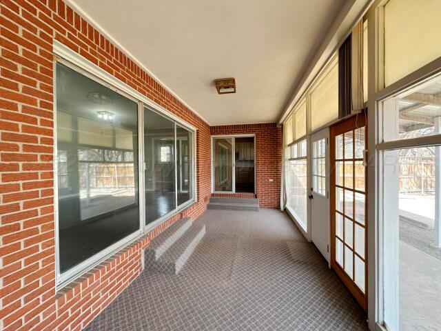 321 S Barkley Street Property Photo 23