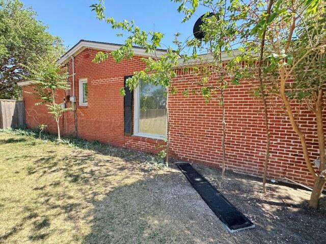 321 S Barkley Street Property Photo 27