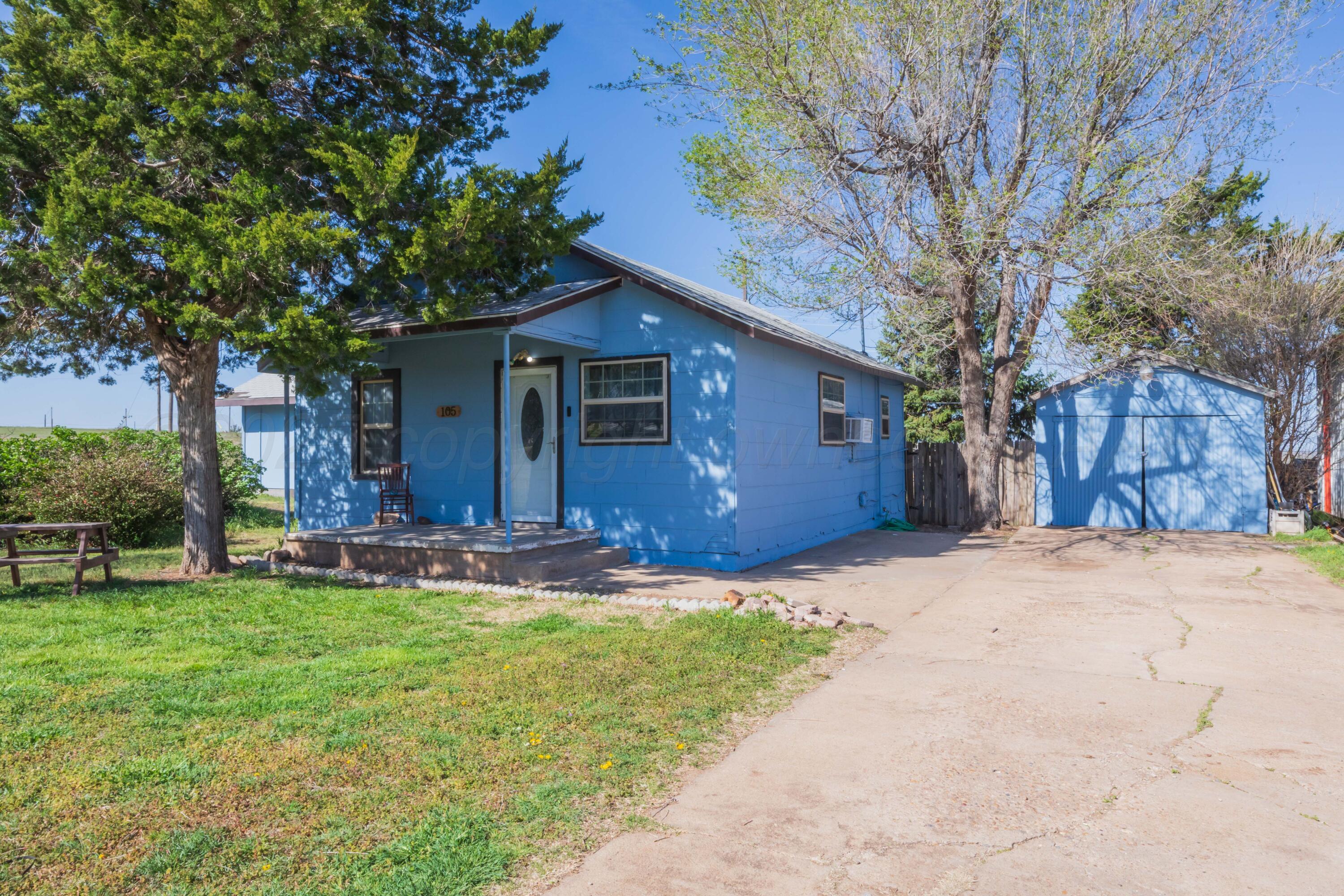 105 Poplar Street Property Photo 2