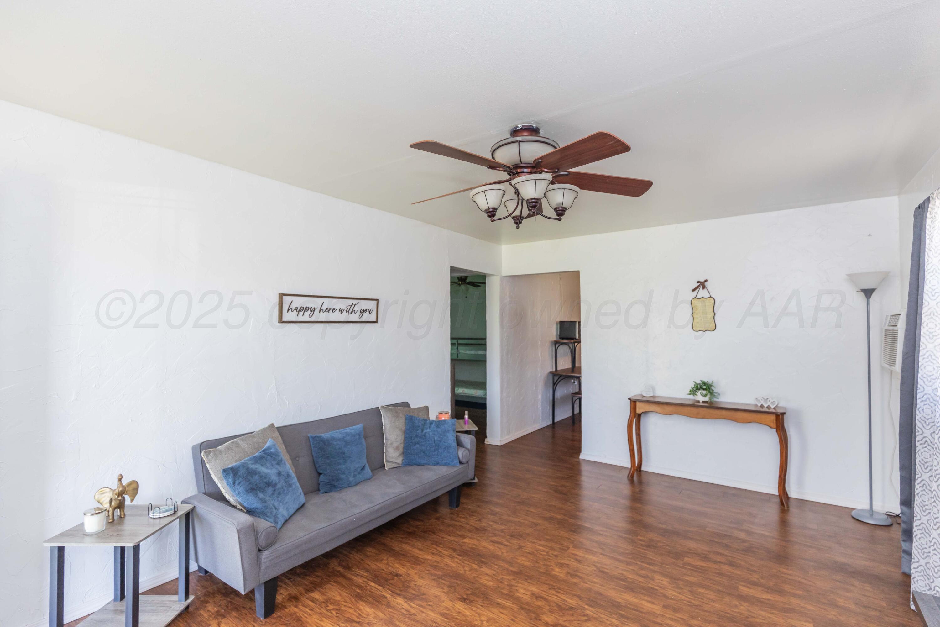 105 Poplar Street Property Photo 7