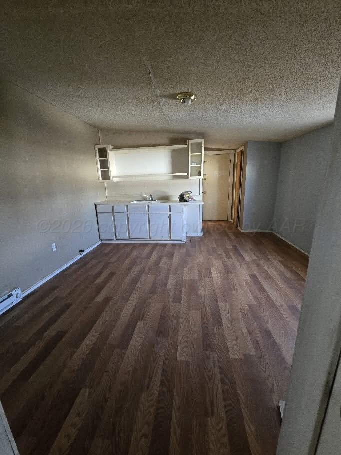108 S Georgia Street Property Photo 16