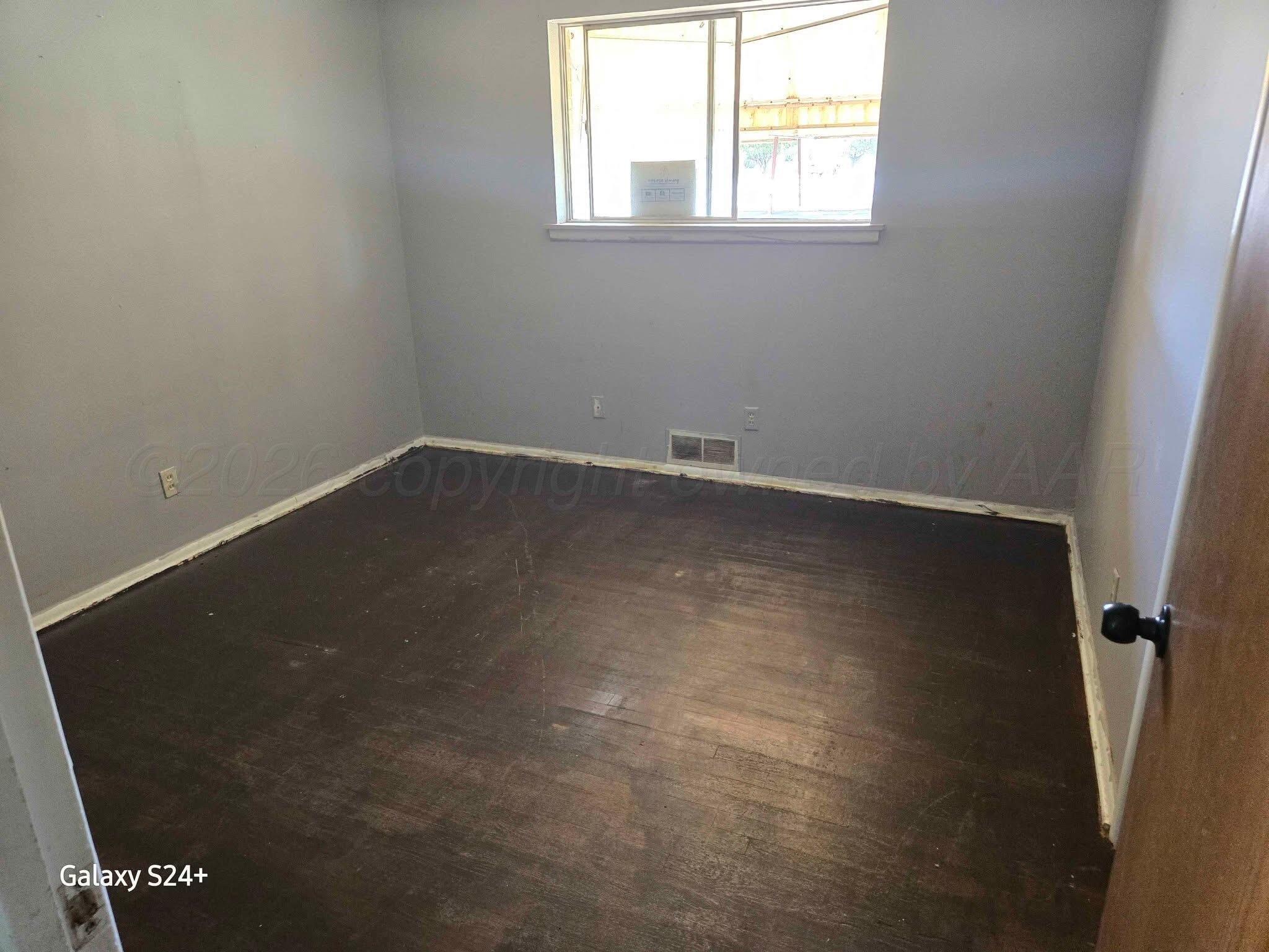 504 S Fairmont Street Property Photo 6