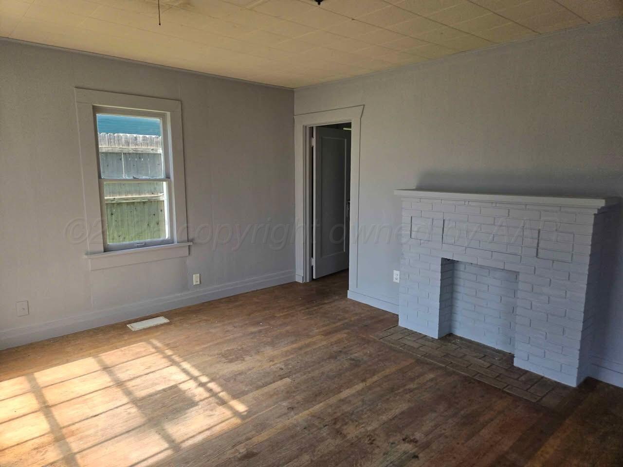 802 S Fairmont Street Property Photo 4