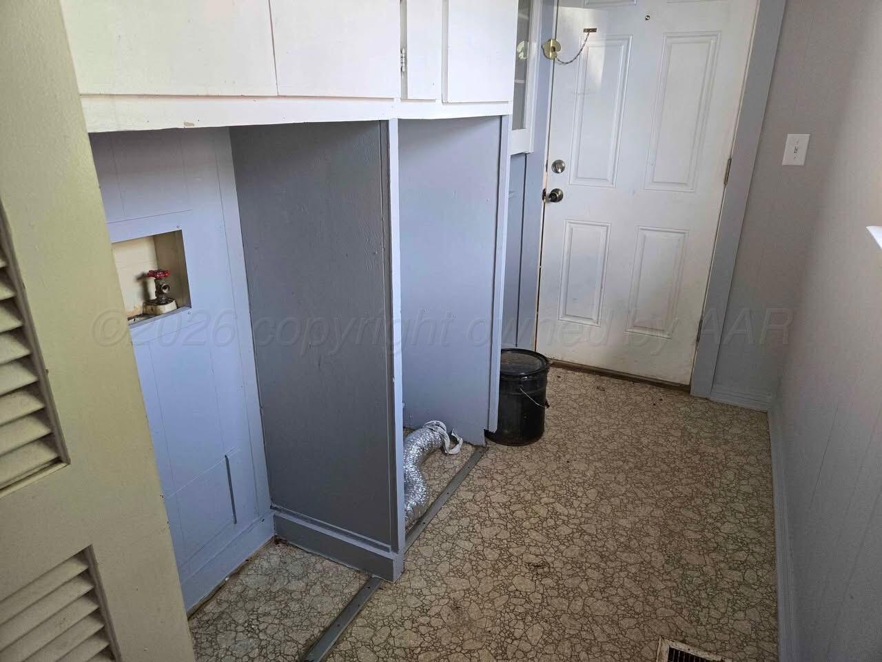 802 S Fairmont Street Property Photo 6