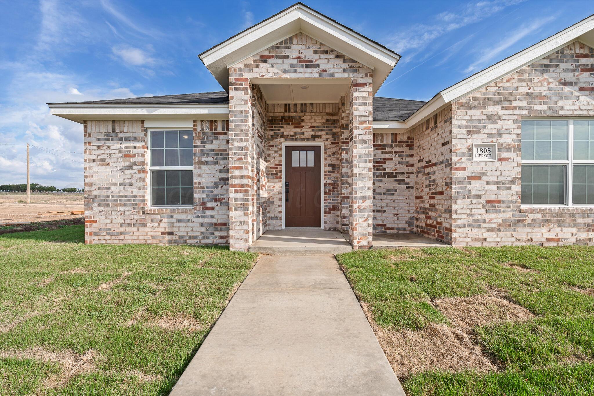 1805 Living Water Drive Property Photo 2