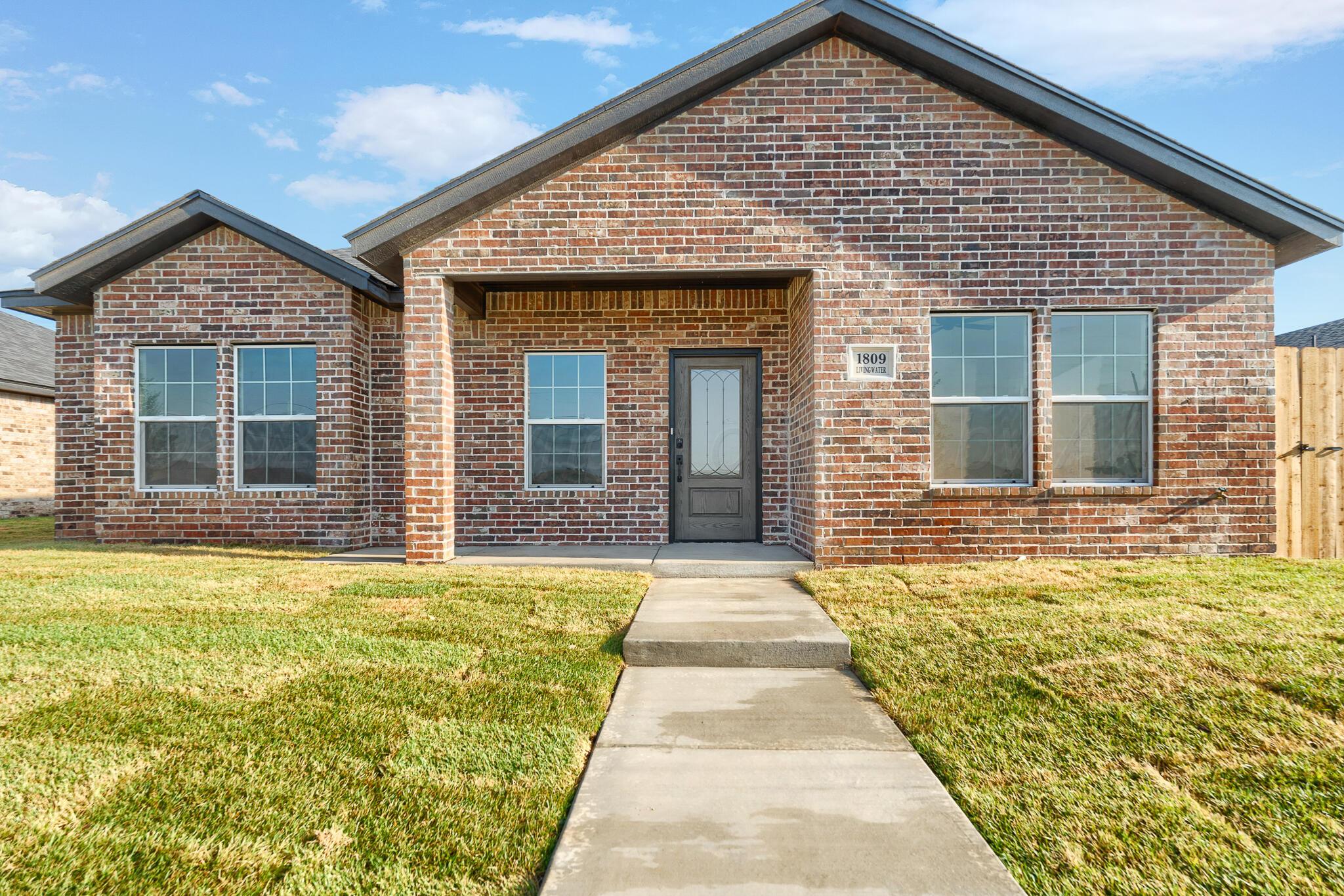 1809 Living Water Drive Property Photo 1