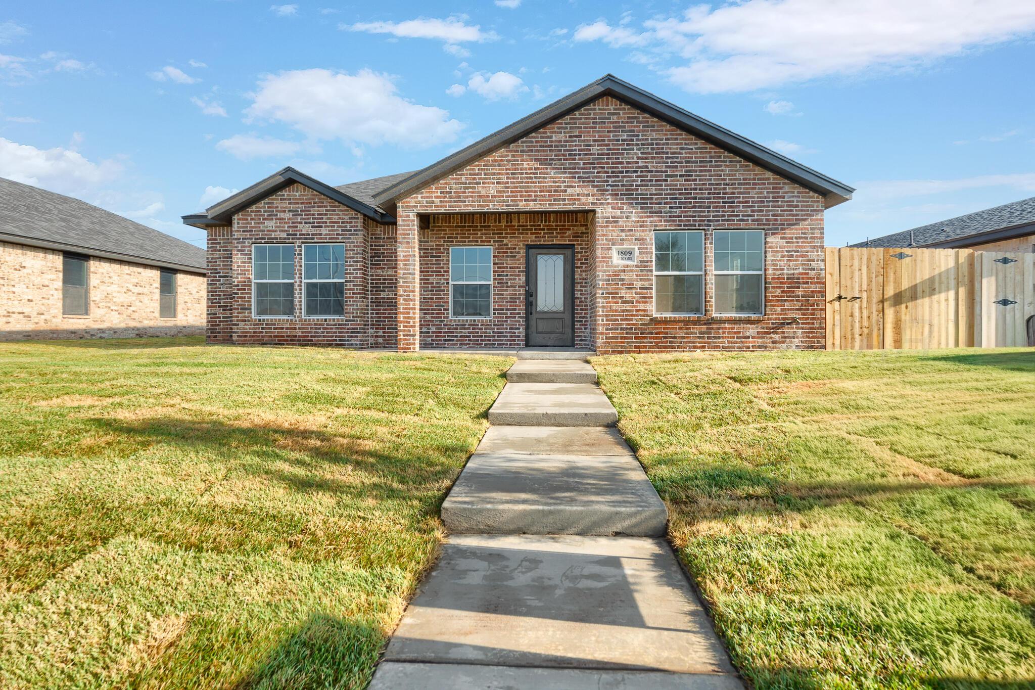 1809 Living Water Drive Property Photo 2
