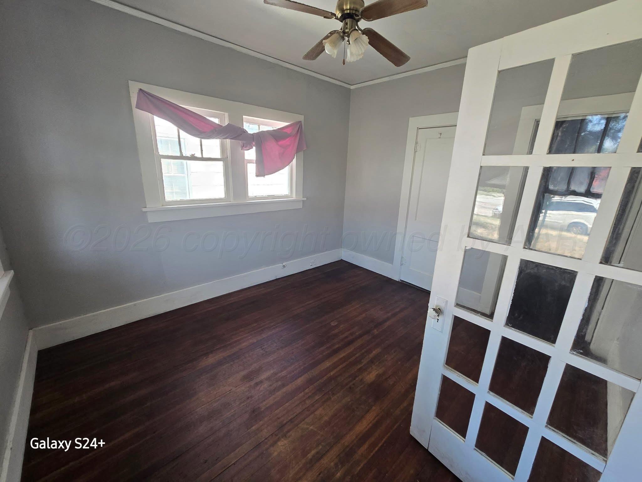 1413 S Ong Street Property Photo 6