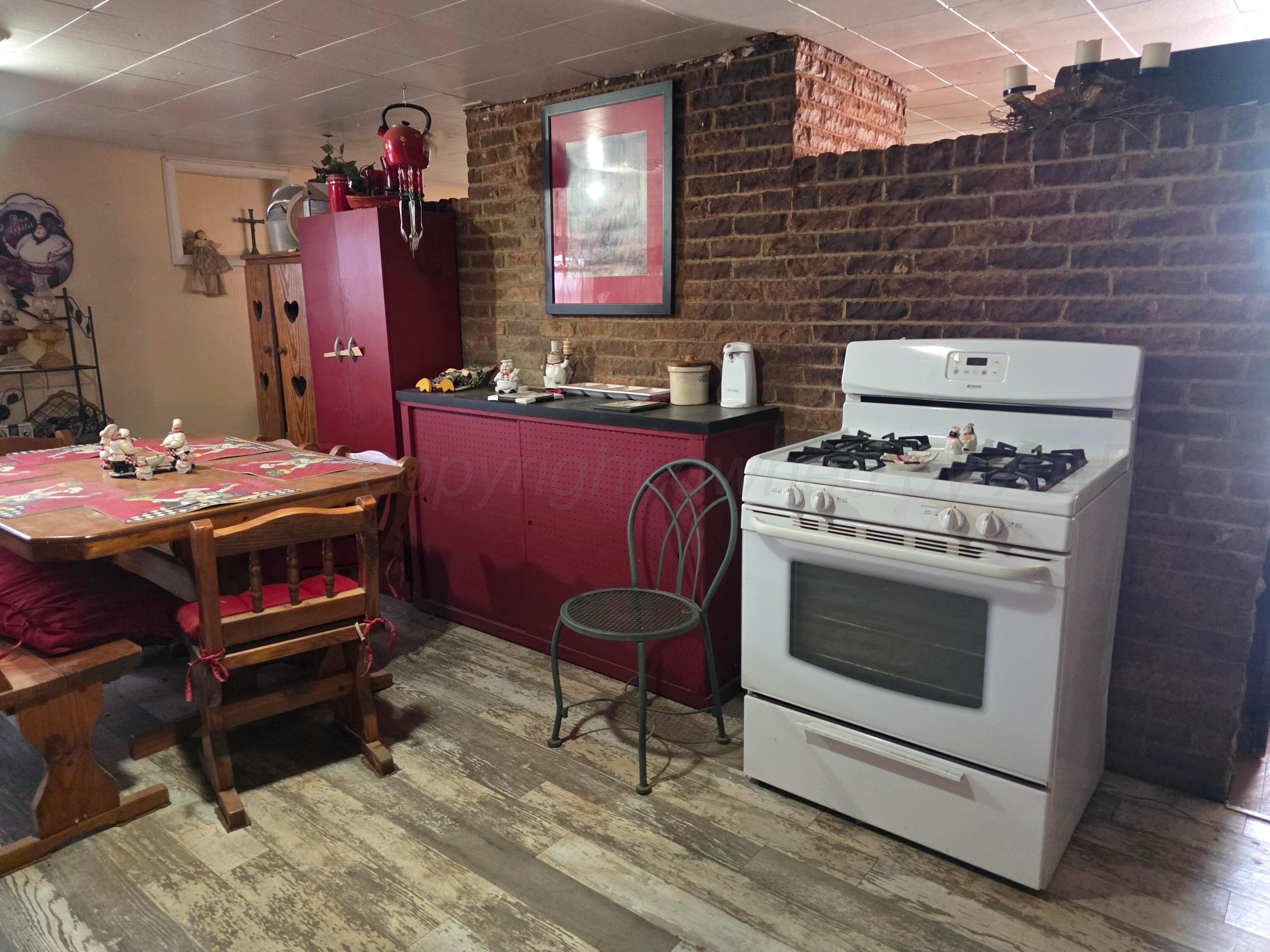 511 16th Street Property Photo 10