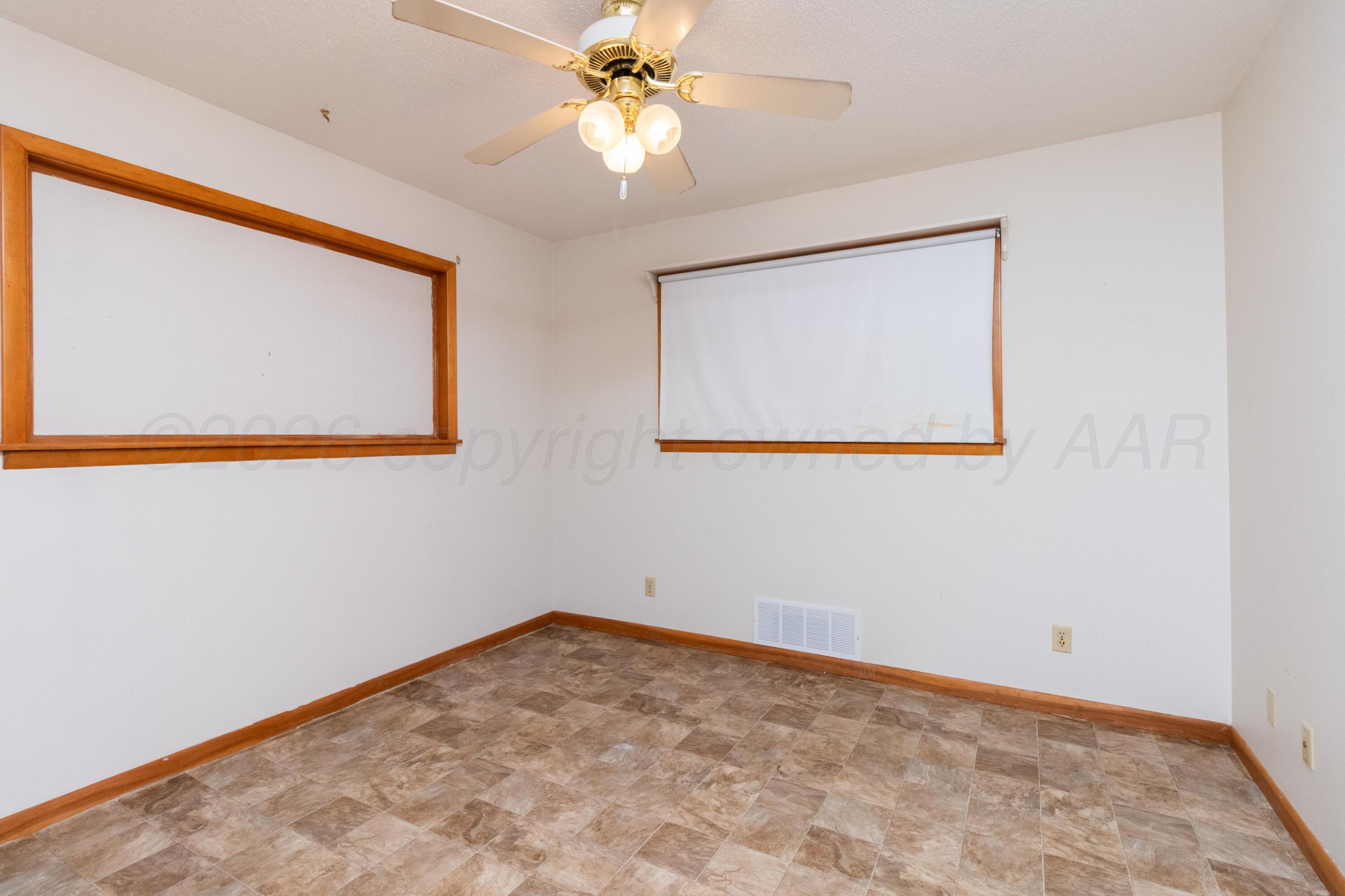 1009 N Main Street Property Photo 31