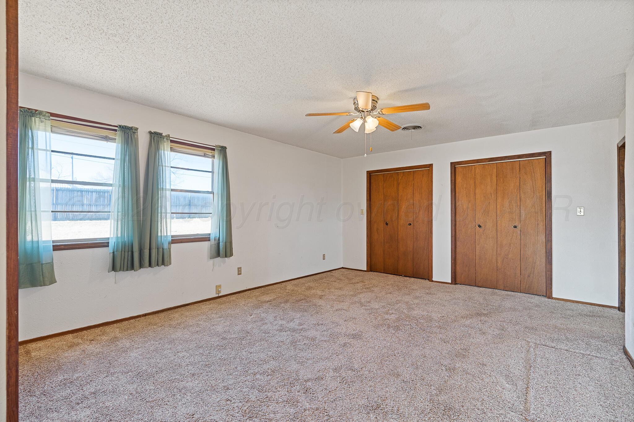 604 E 4th Street Property Photo 11