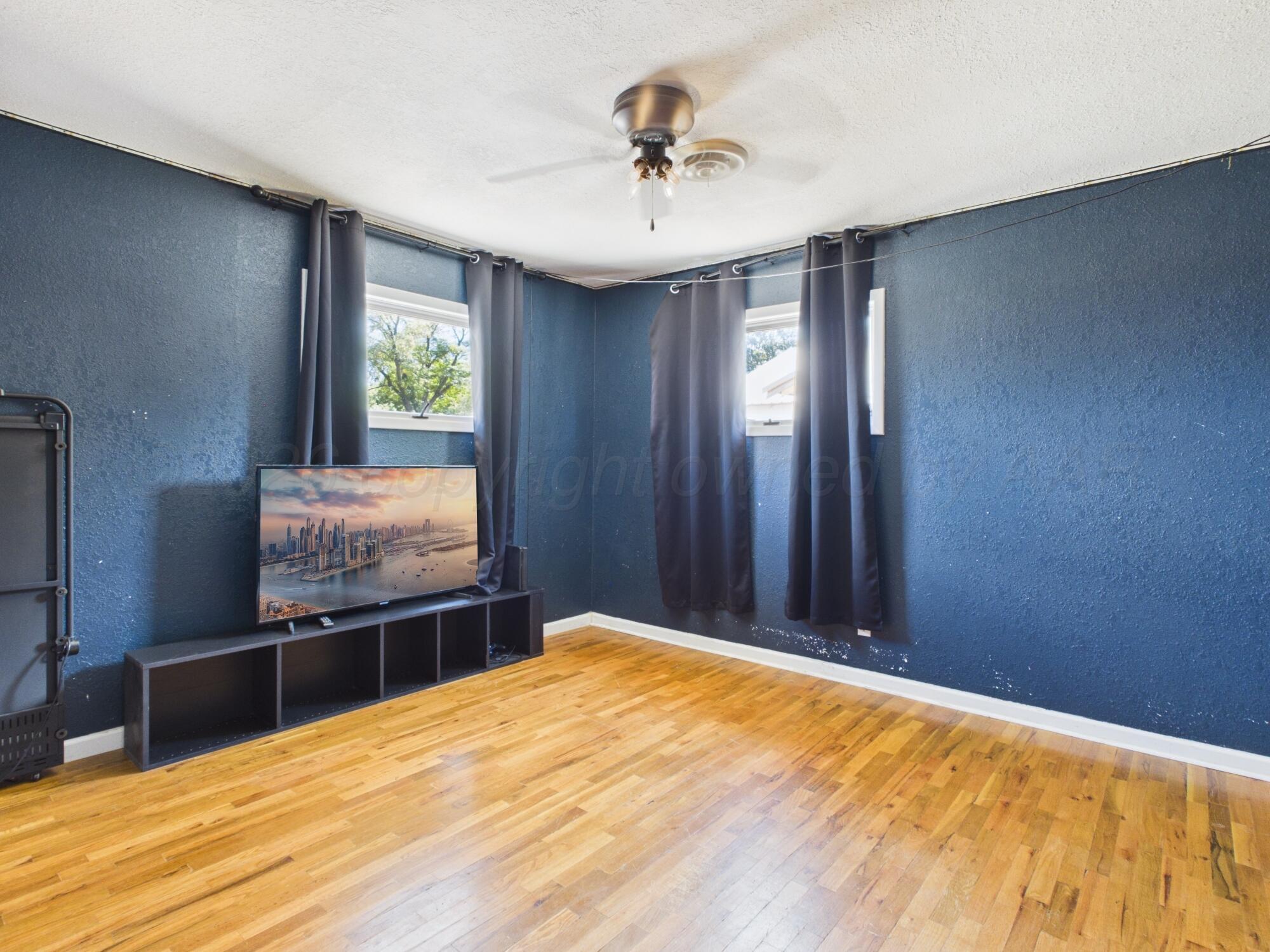 719 N Grace Street Property Photo 8