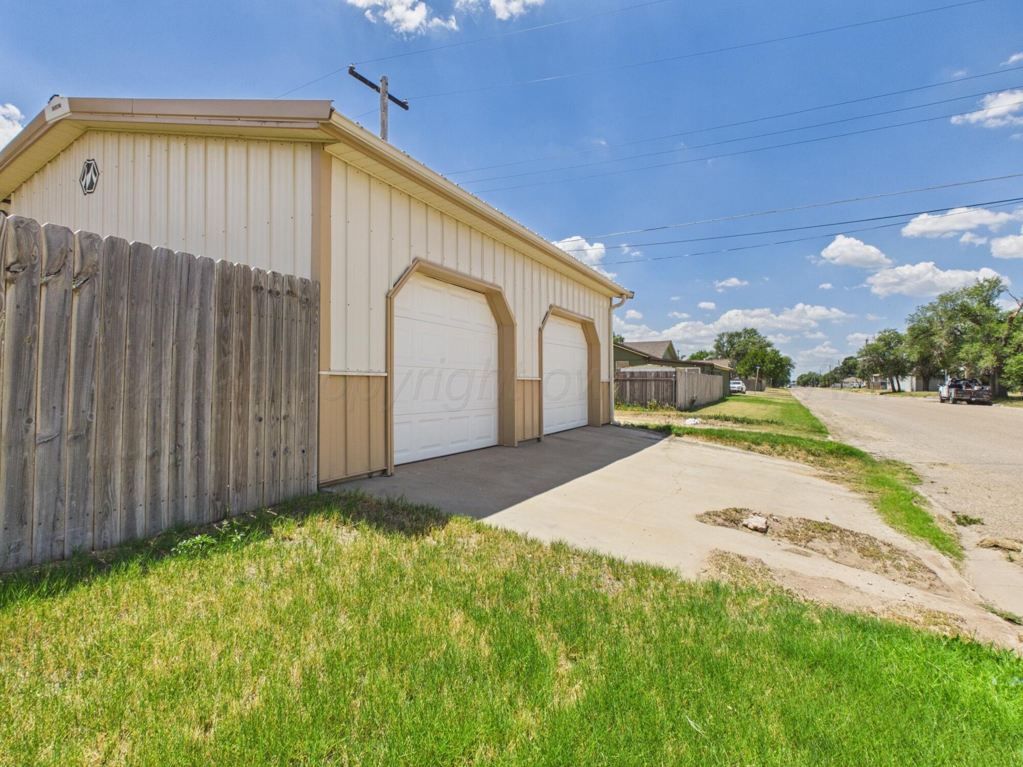 719 N Grace Street Property Photo 17