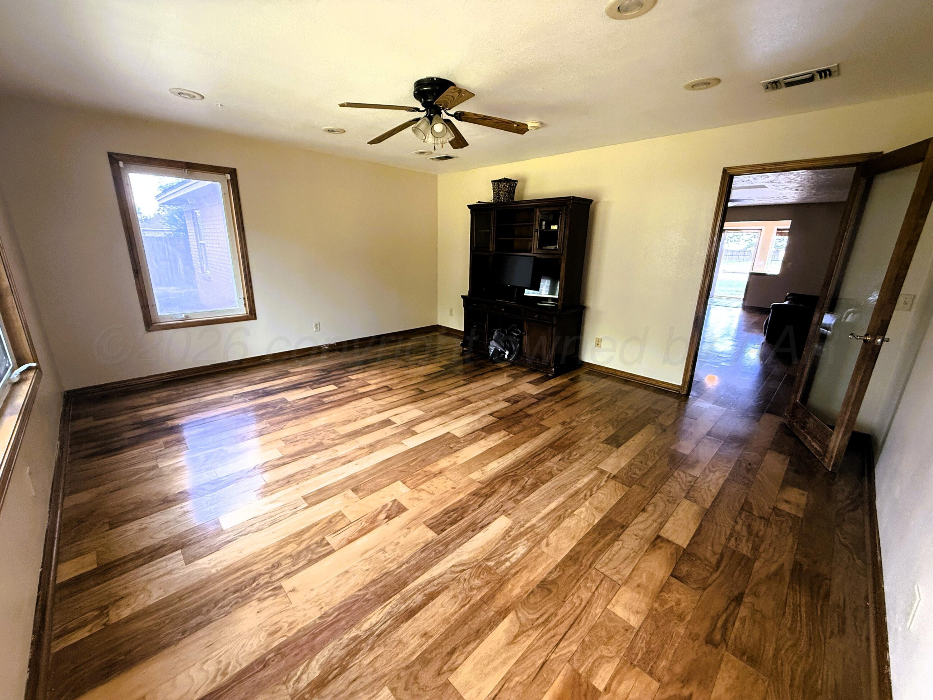 1216 Nw 2nd Street Property Photo 9