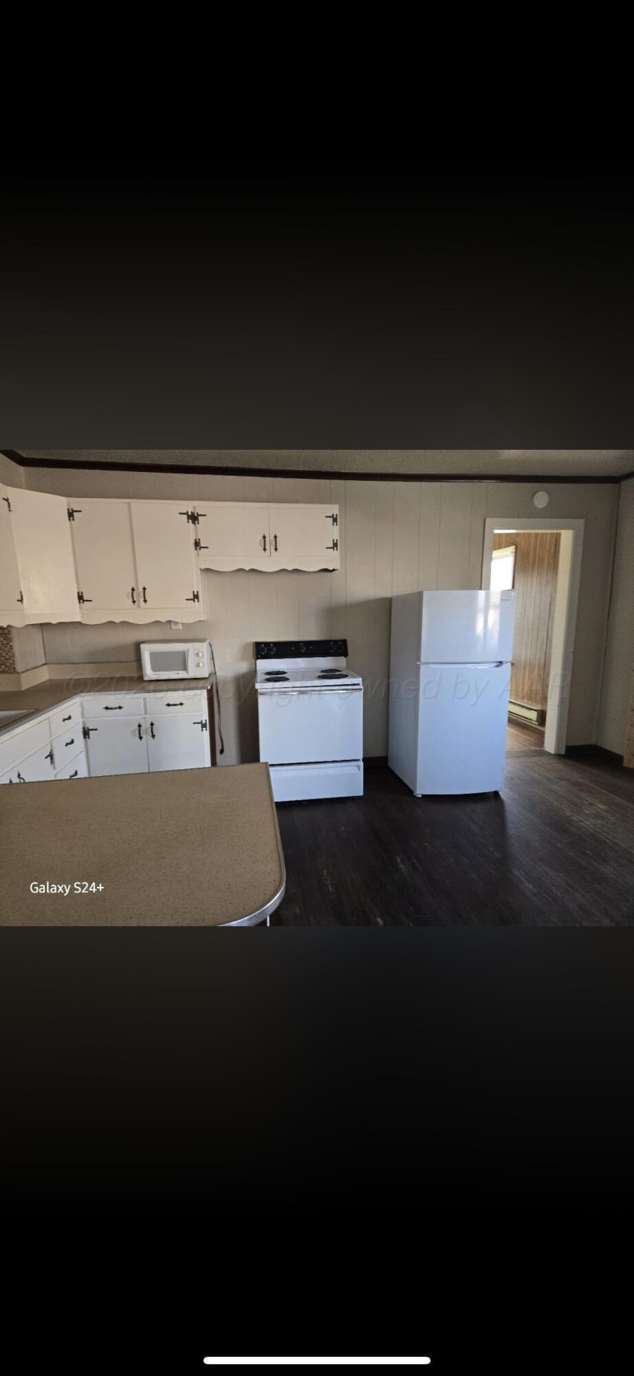 1104 S Western Street Property Photo 8