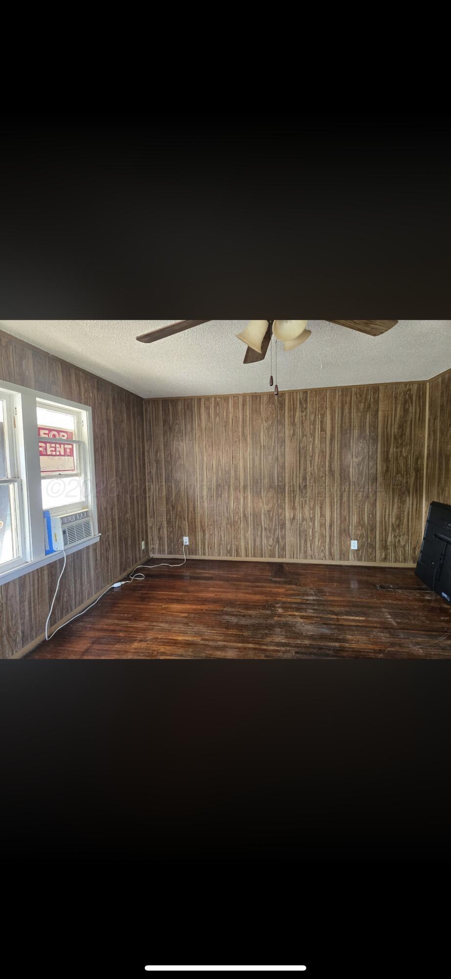 1104 S Western Street Property Photo 16