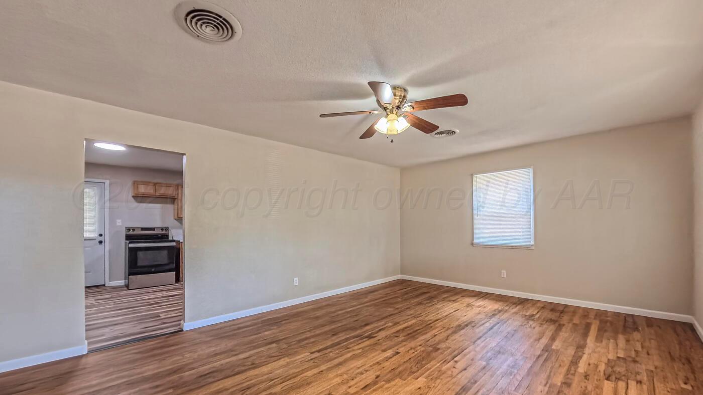 903 S Ridgeland Avenue Property Photo 4