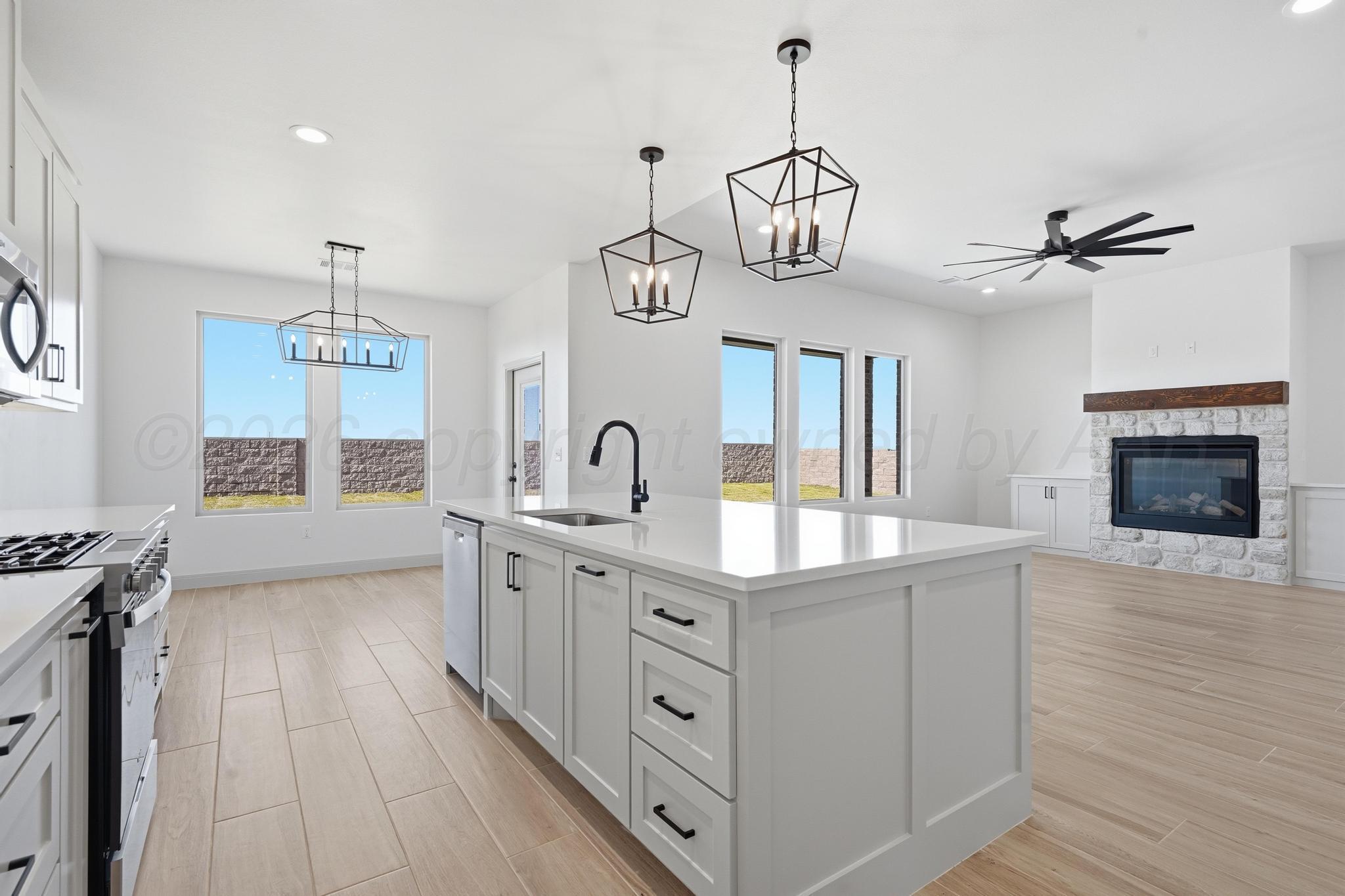 1208 Pinot Boulevard Property Photo 6