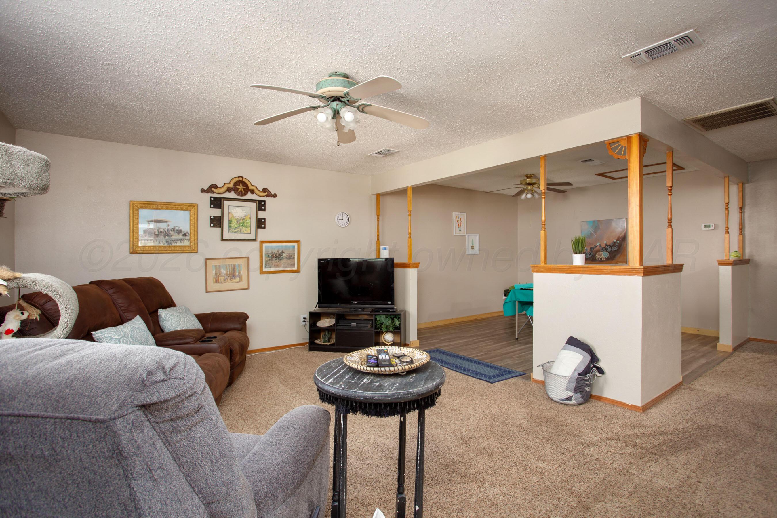 342 Fritch Drive Property Photo 6