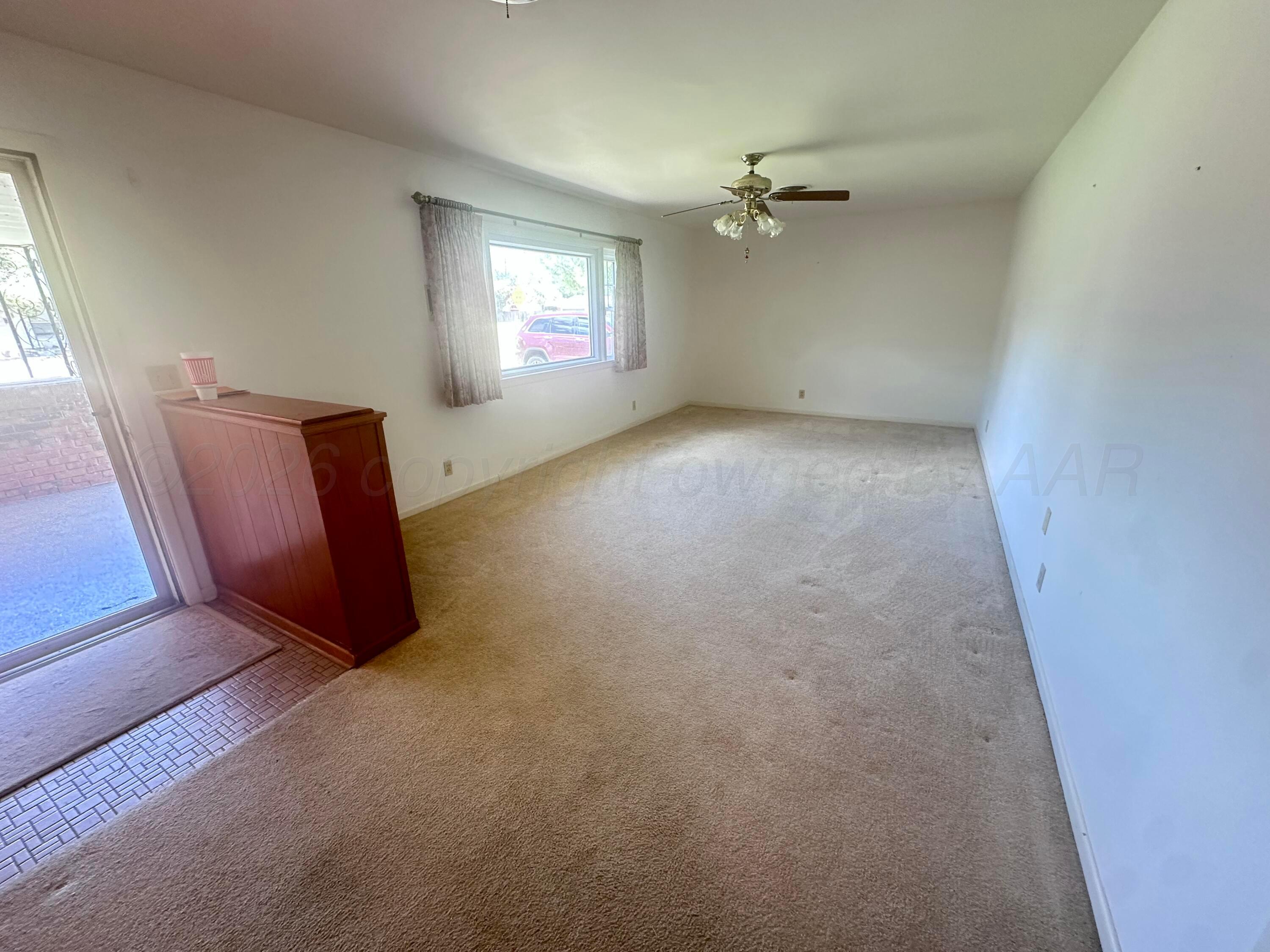 2418 11th Avenue Property Photo 6