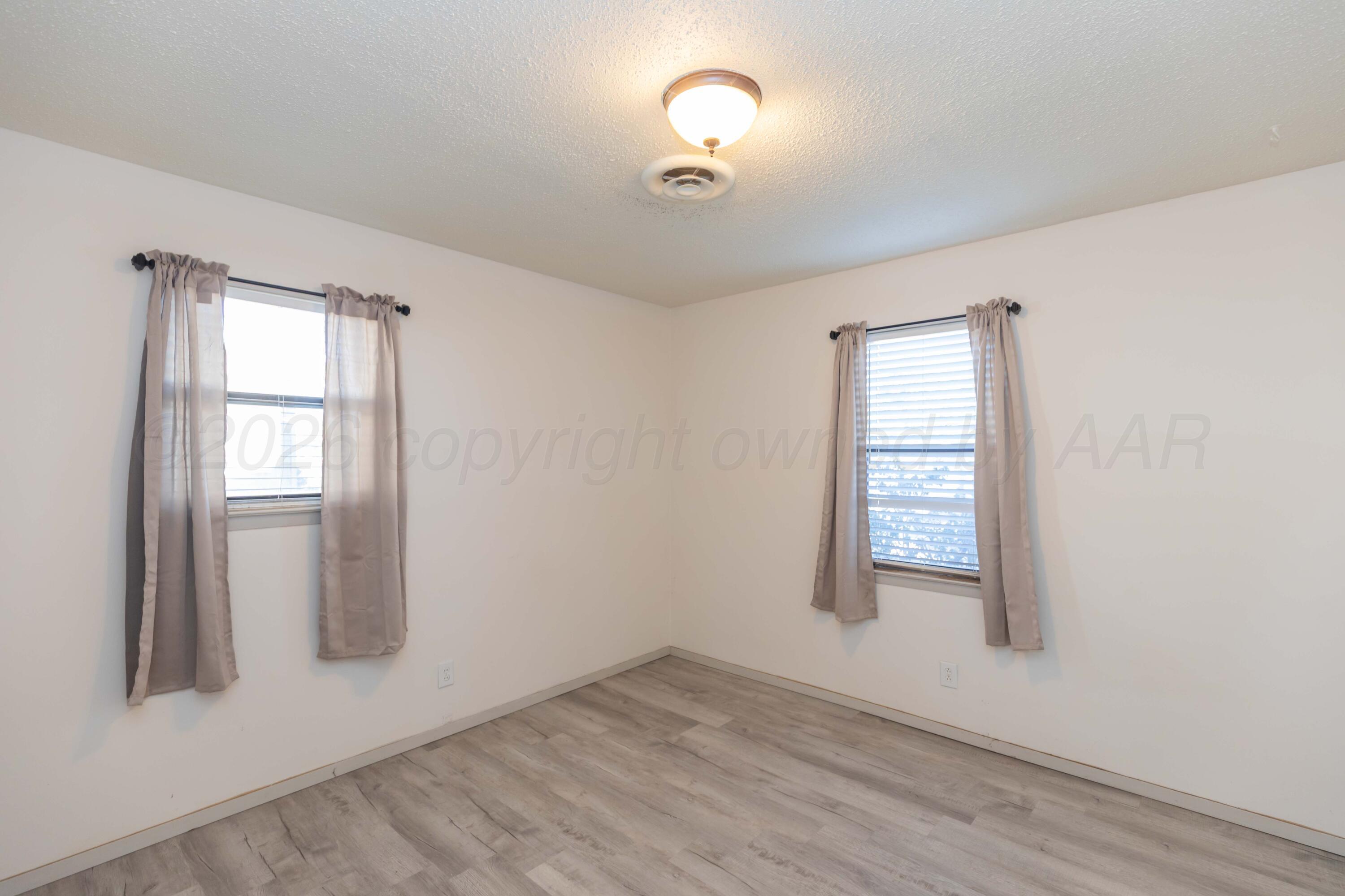 917 Highway Avenue Property Photo 15