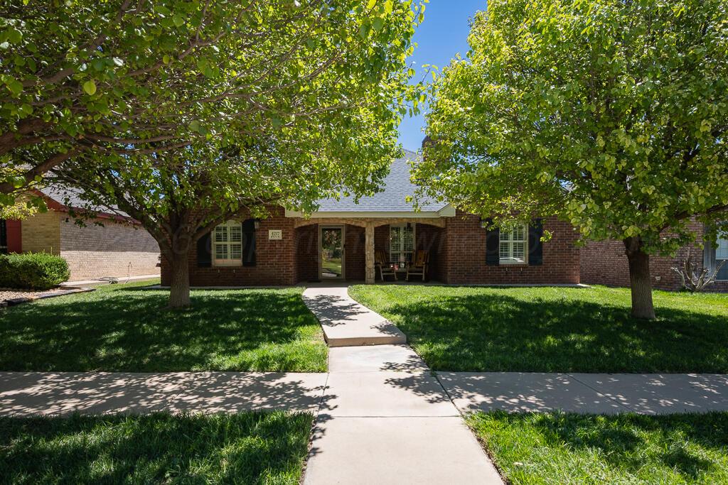 4217 Pine Street Property Photo 1