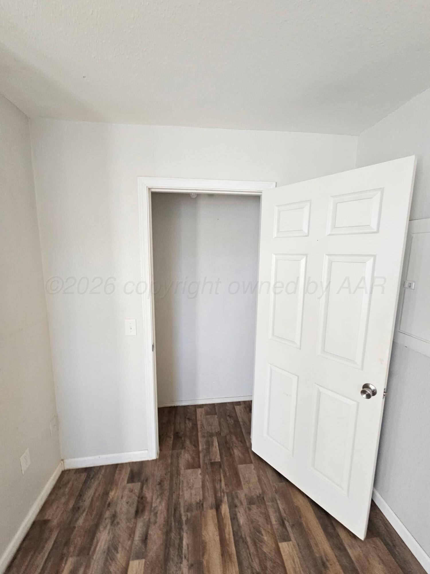 411 S Florida Street Property Photo 8