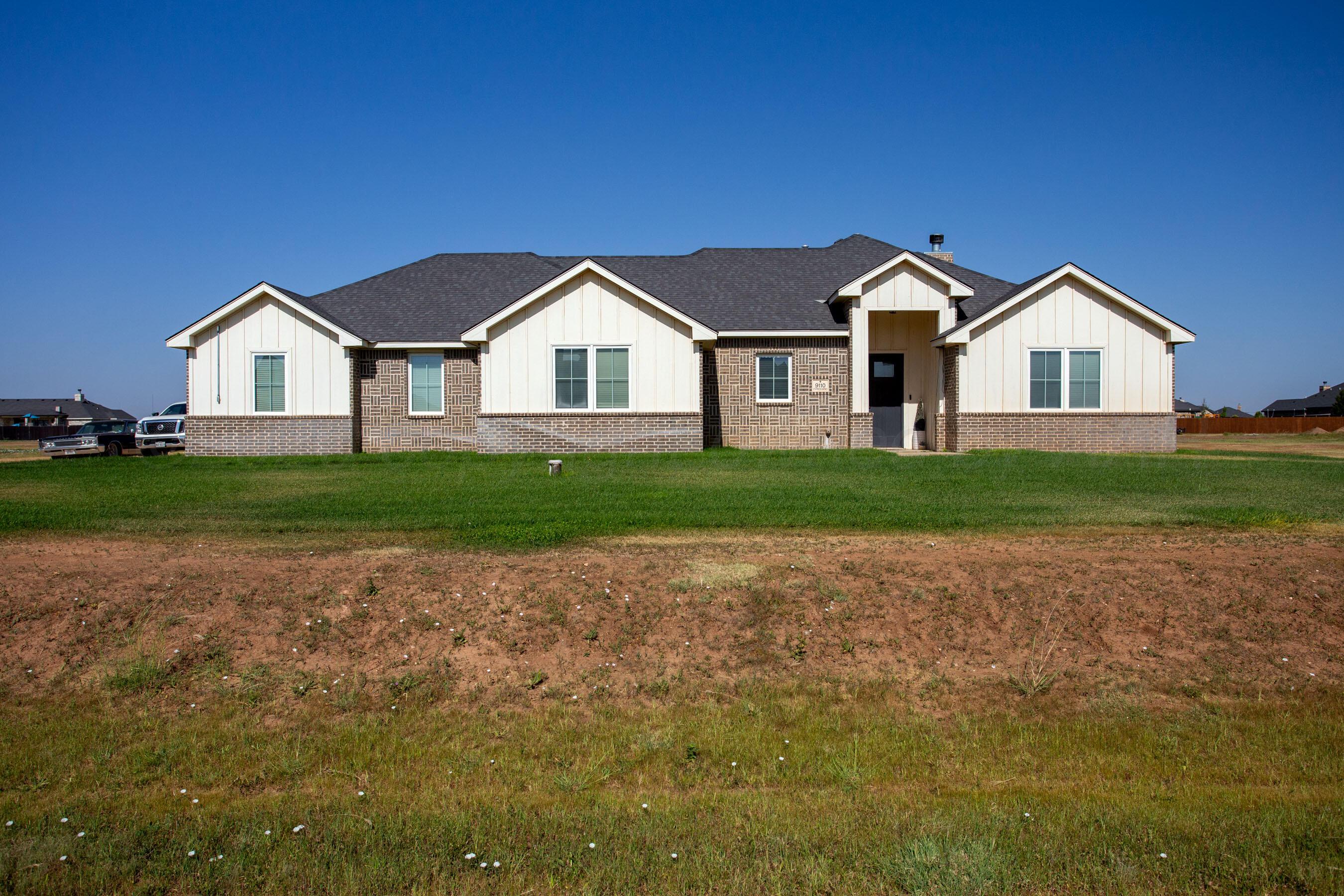 9110 Cypress Bend Drive Property Photo 1