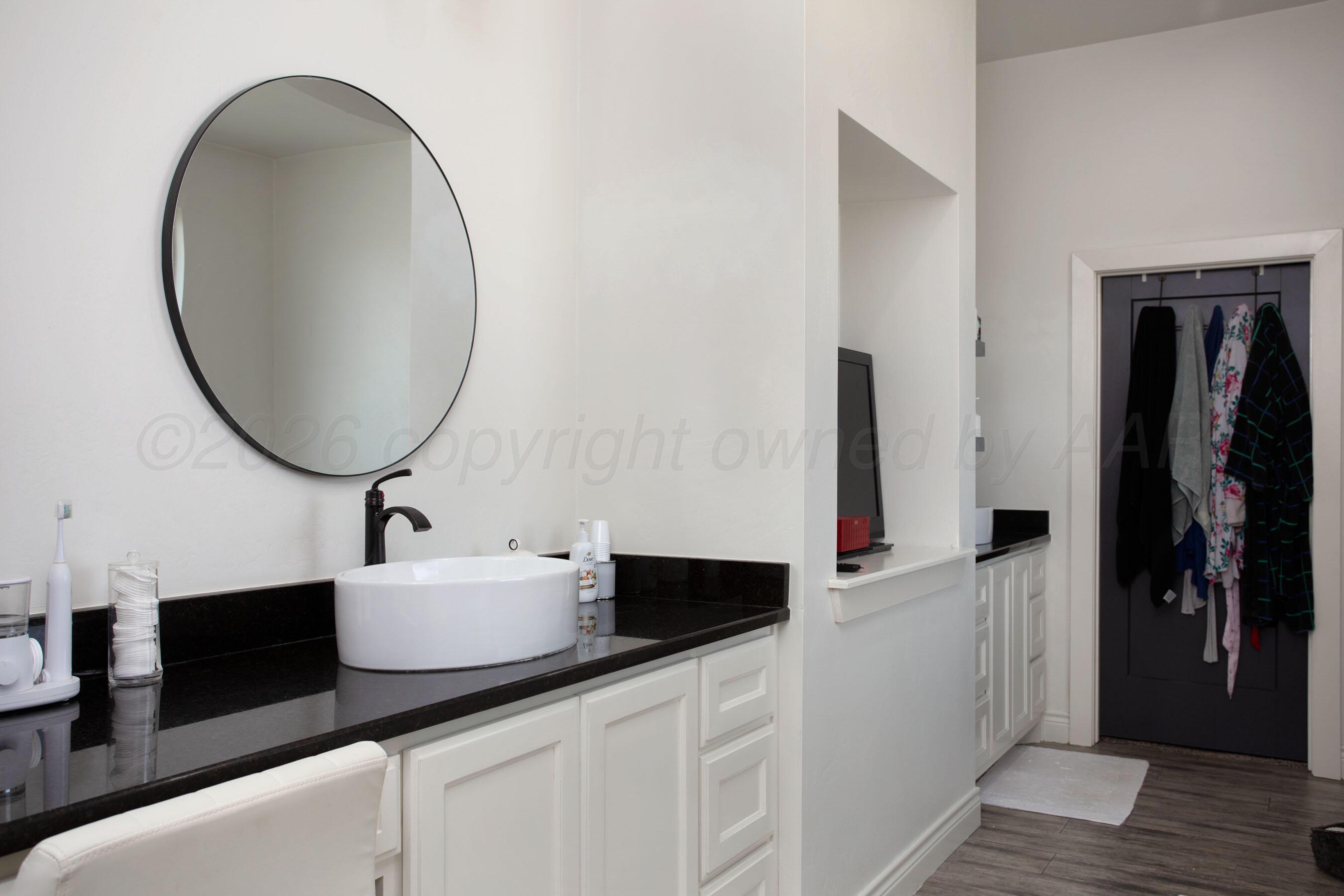 9110 Cypress Bend Drive Property Photo 28