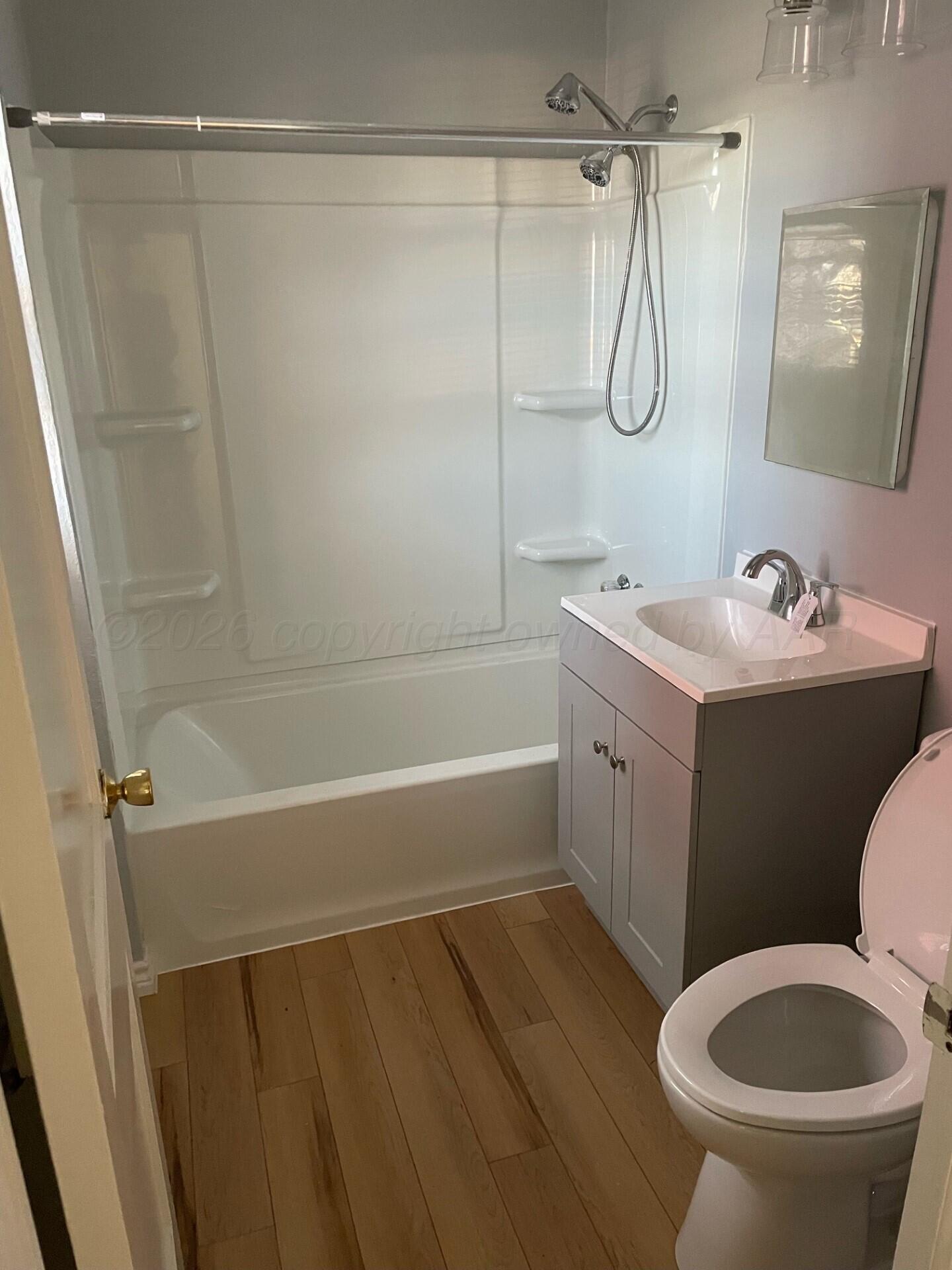 1000 Sw 11th Avenue Property Photo 15