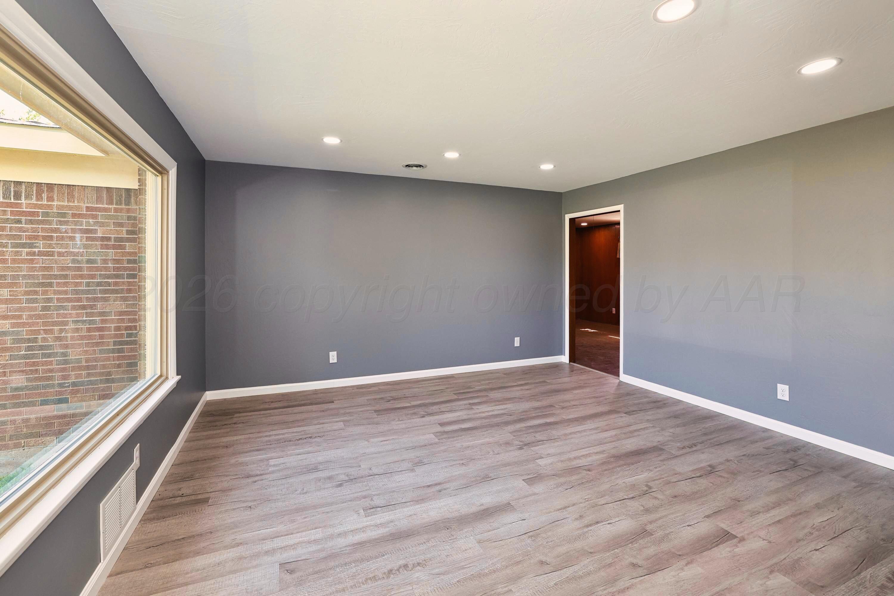 1103 Callahan Street Property Photo 3