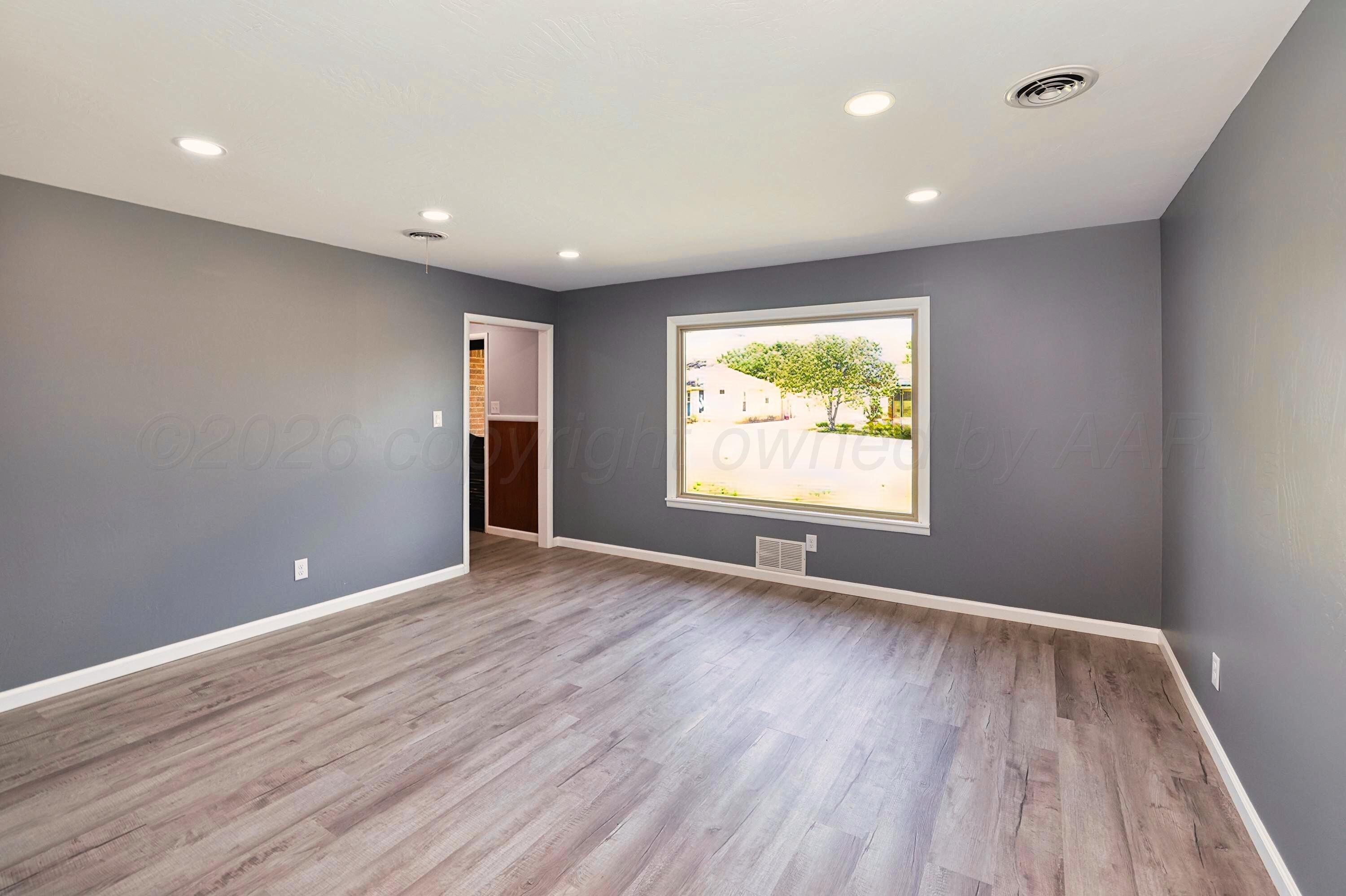 1103 Callahan Street Property Photo 4