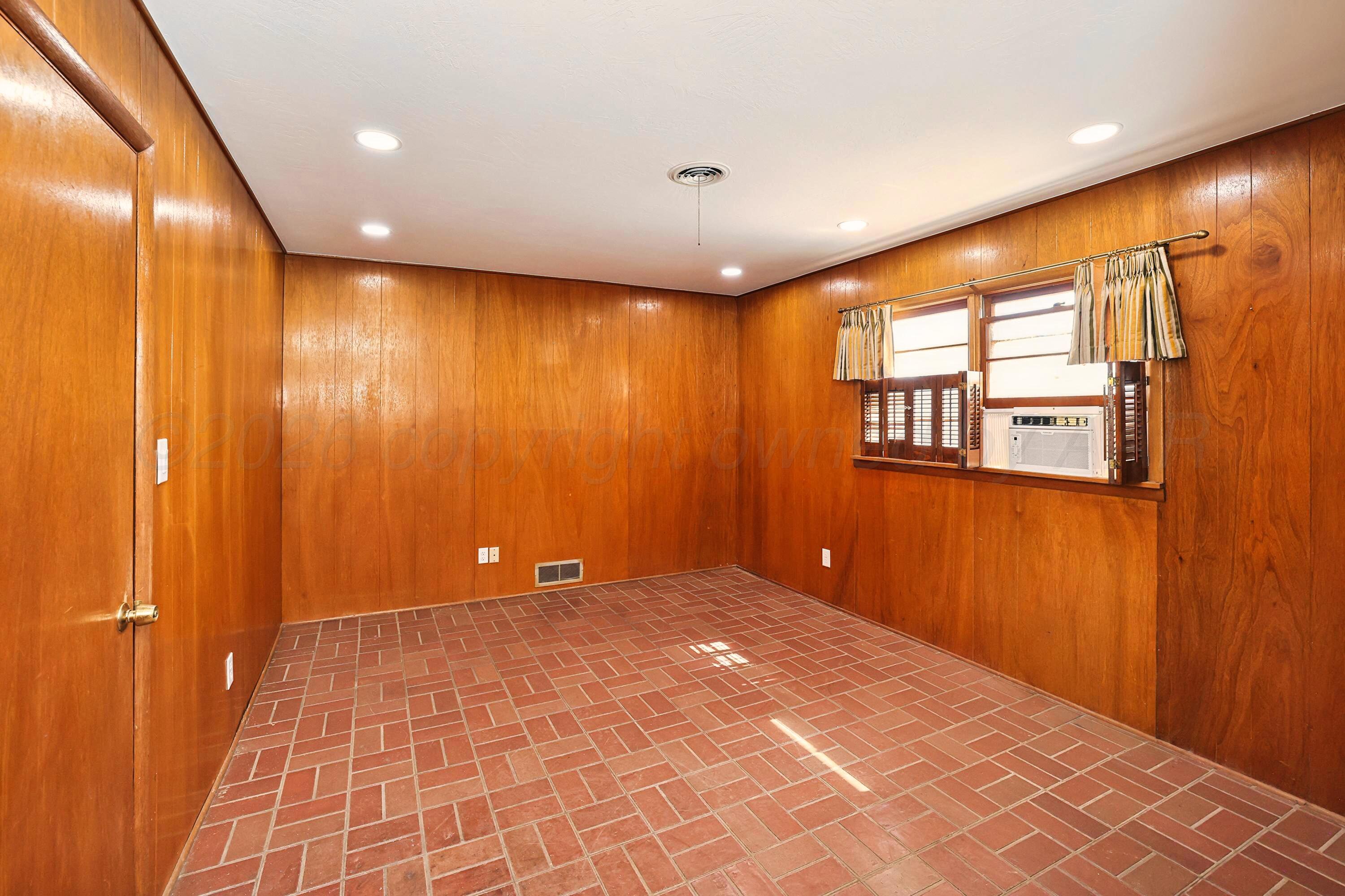 1103 Callahan Street Property Photo 6