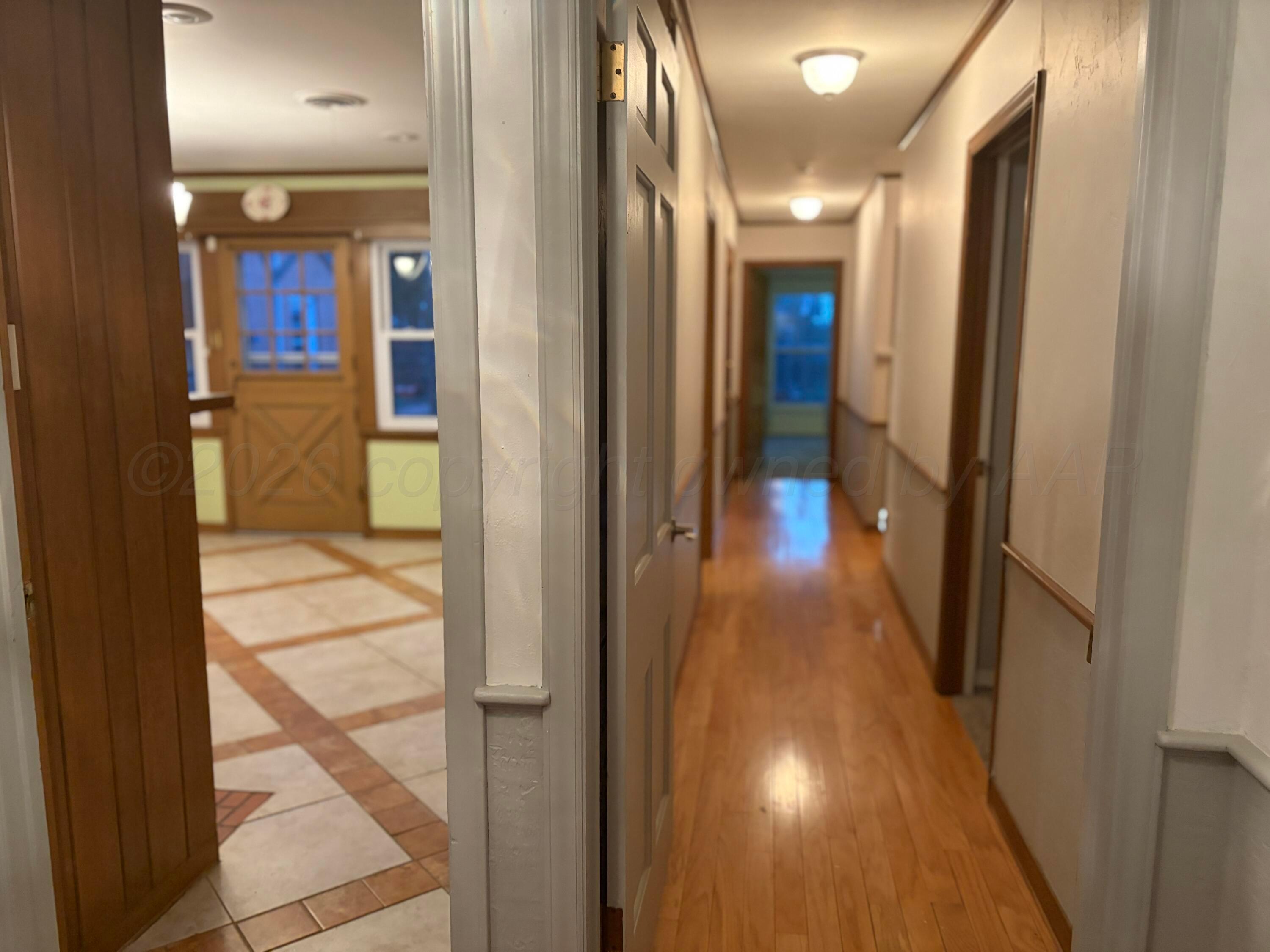2301 N Mary-ellen Street Property Photo 10