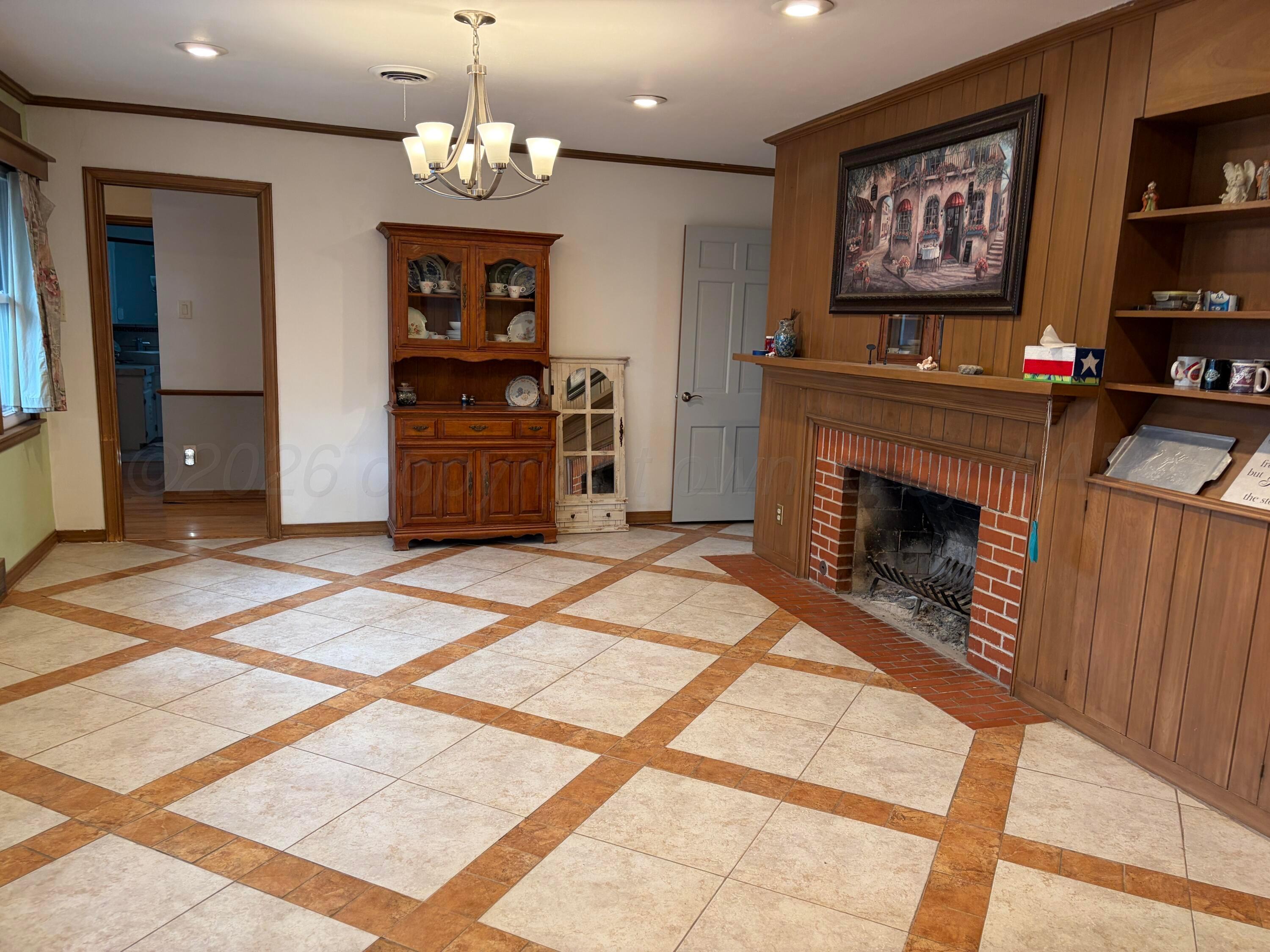 2301 N Mary-ellen Street Property Photo 20