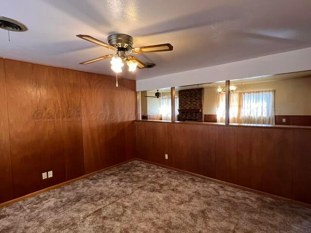 729 Wilbanks Drive Property Photo 3
