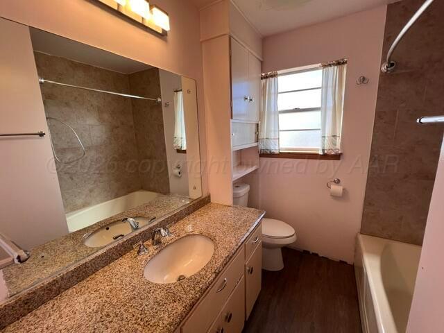 729 Wilbanks Drive Property Photo 12