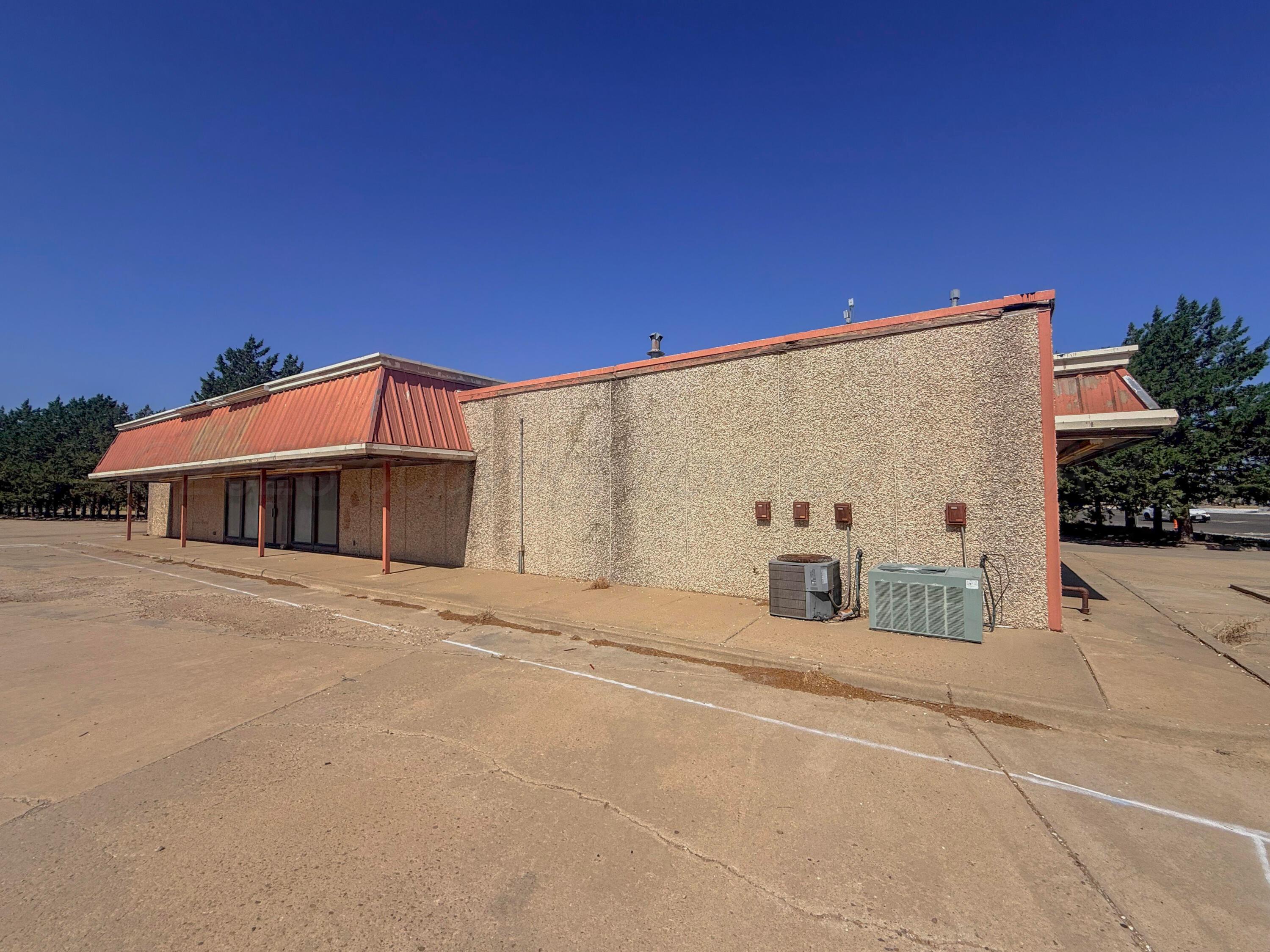 1801 Alcock Street Property Photo 4