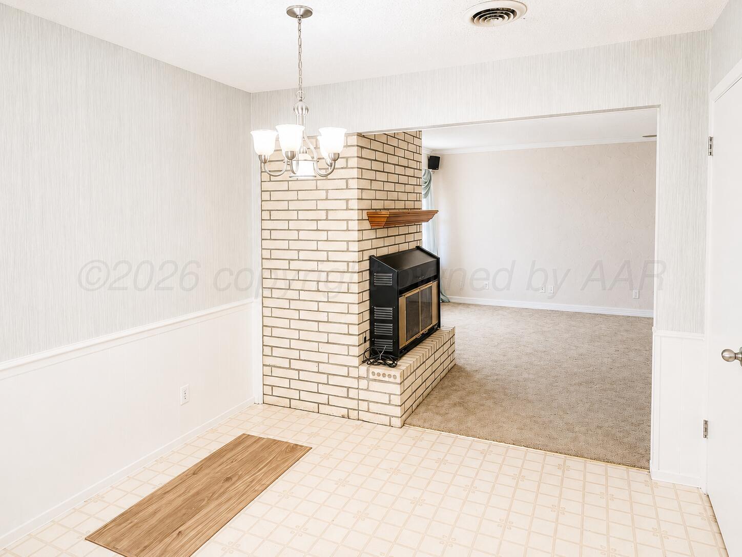 216 Juniper Street Property Photo 8