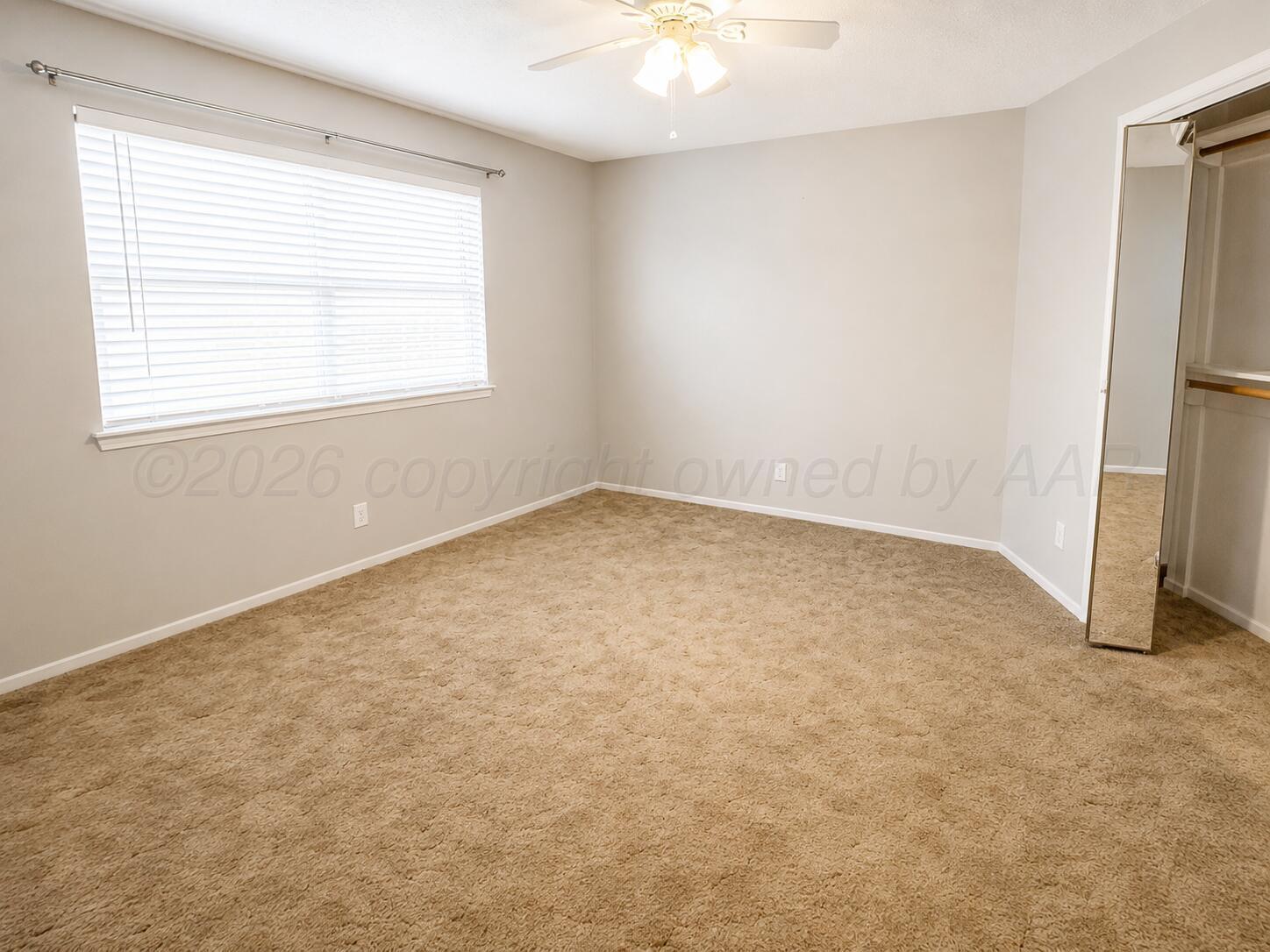 216 Juniper Street Property Photo 9