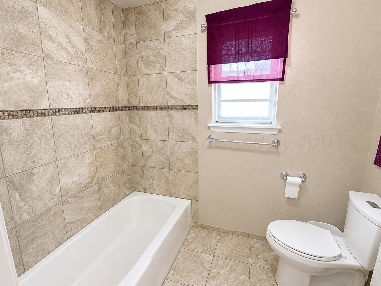 216 Juniper Street Property Photo 12