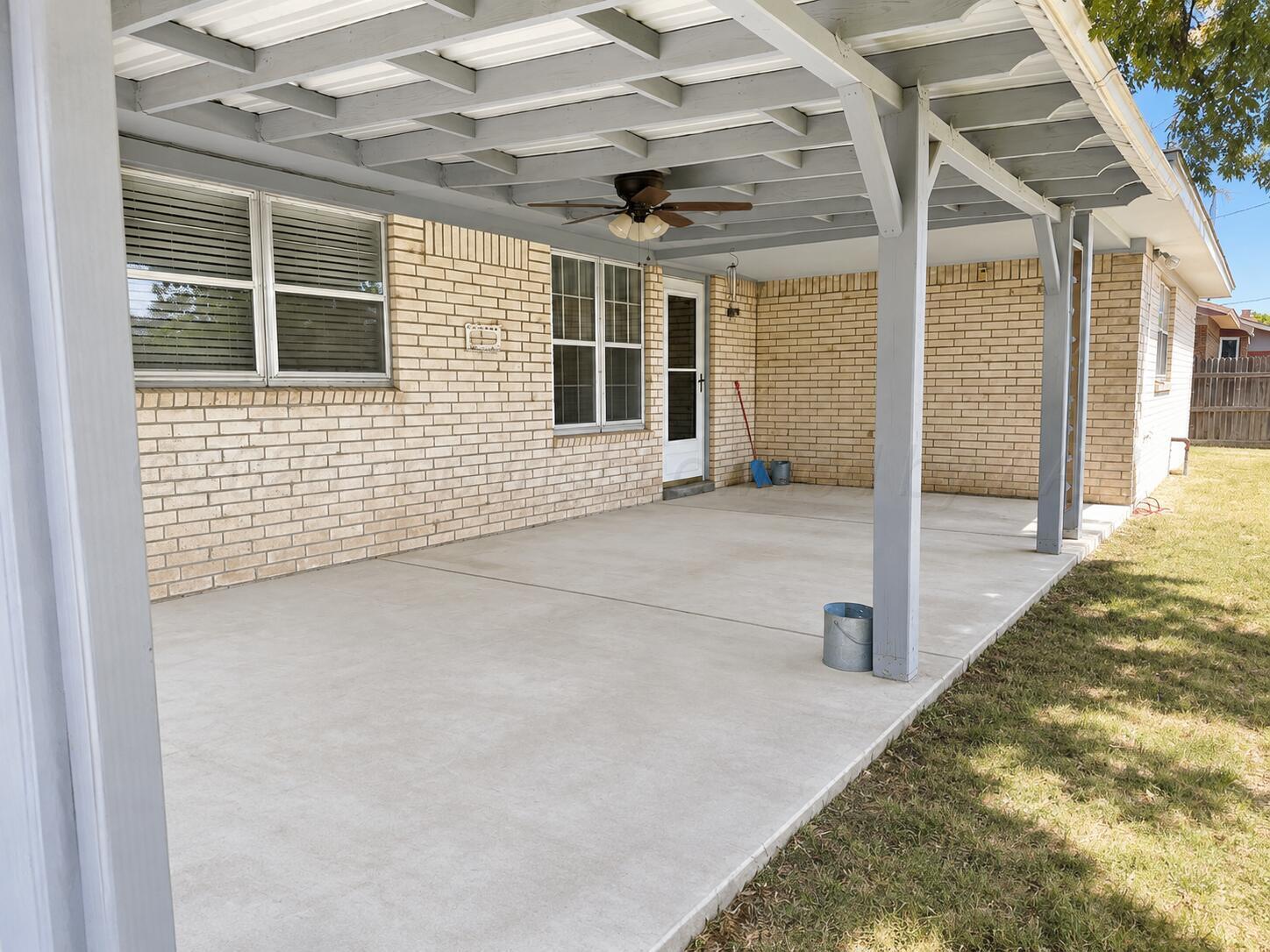 216 Juniper Street Property Photo 15