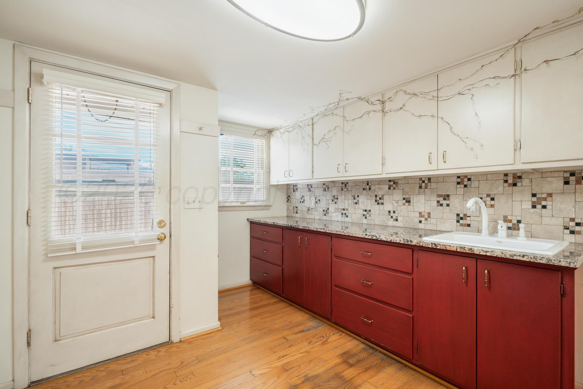 100 Sw 7th Street Property Photo 38