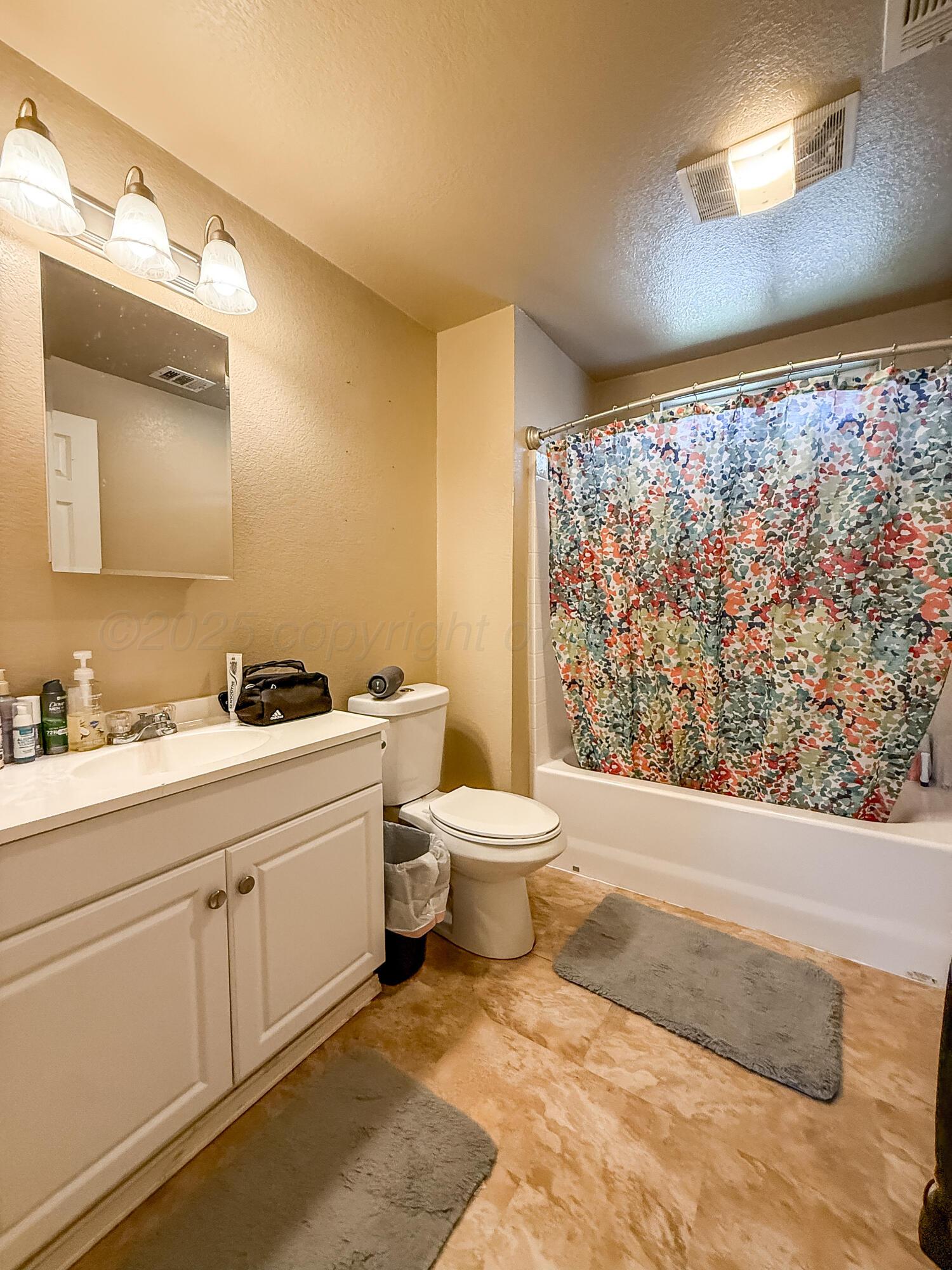 505 N Cedar Street Property Photo 7