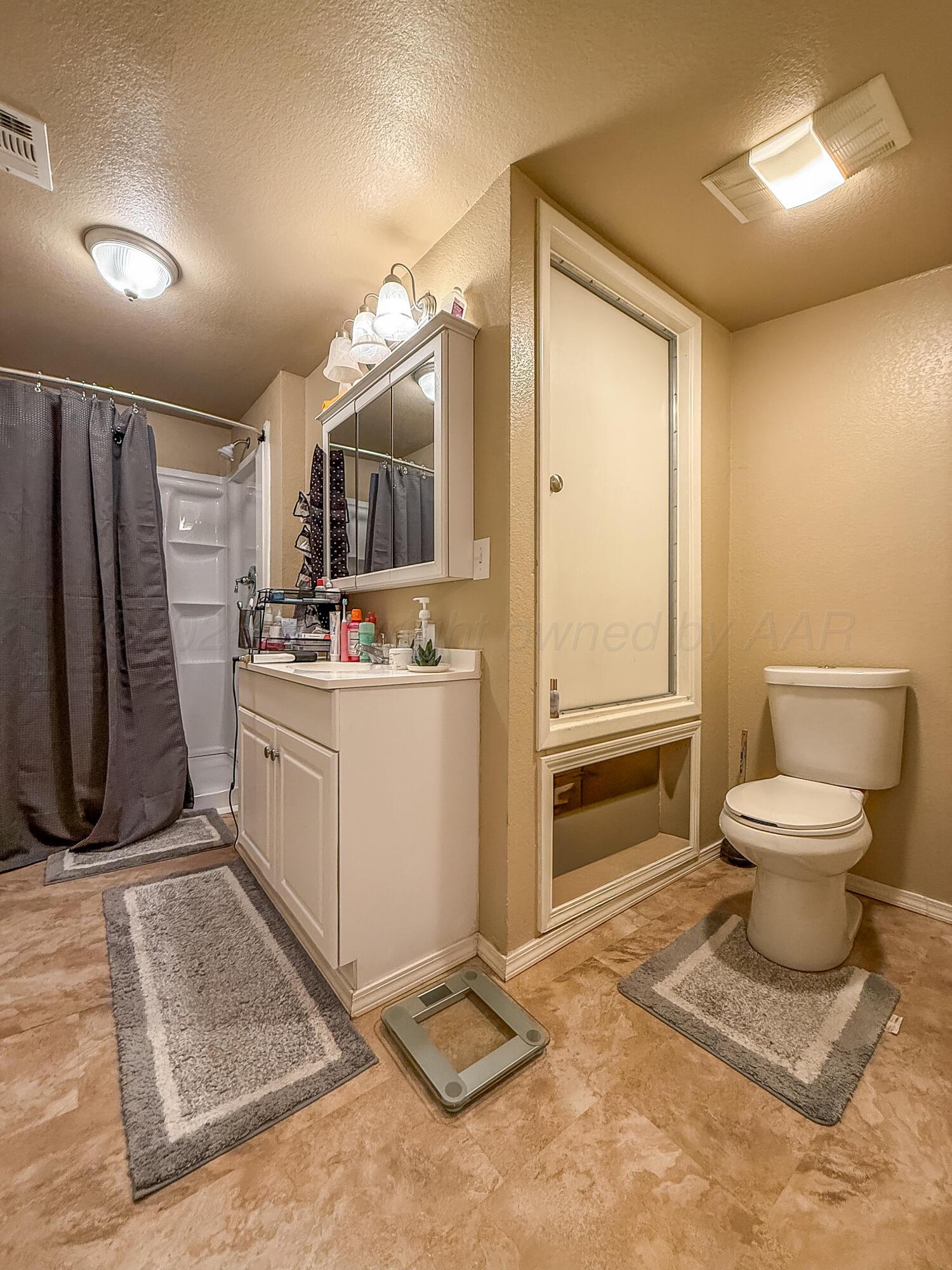 505 N Cedar Street Property Photo 13