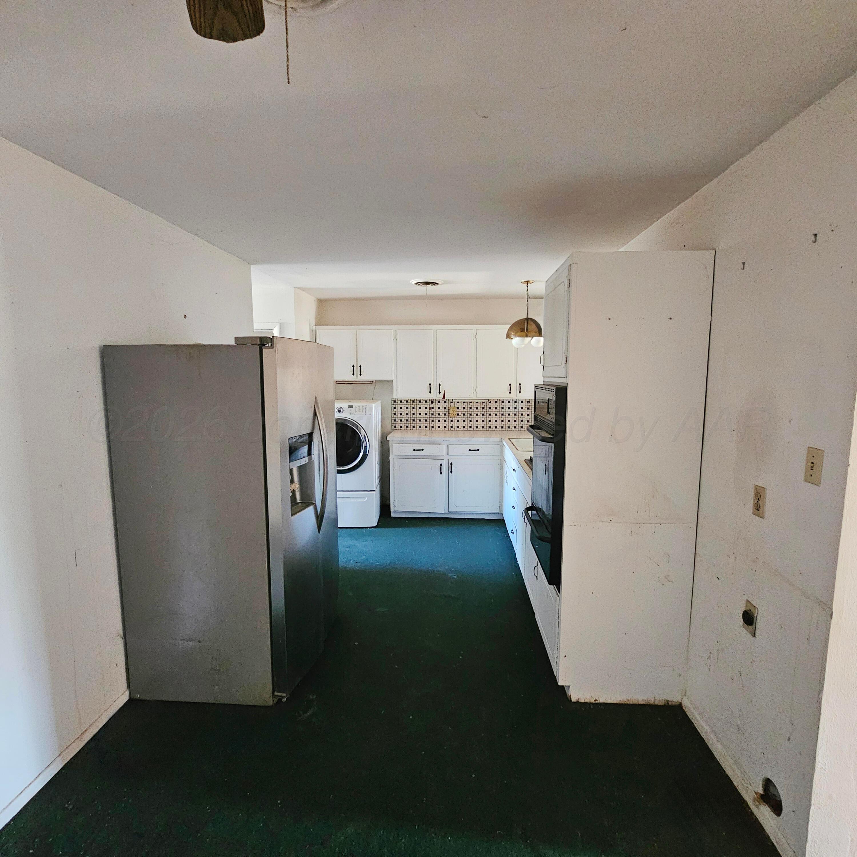 2914 Angelus Drive Property Photo 8
