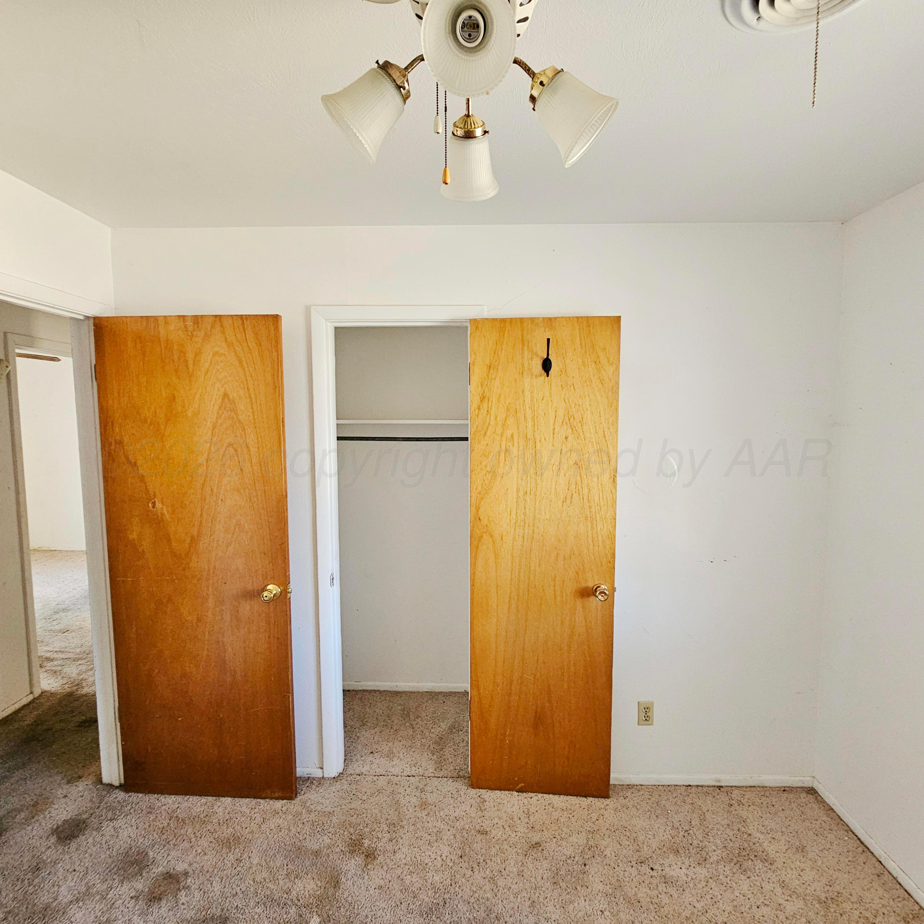 2914 Angelus Drive Property Photo 14